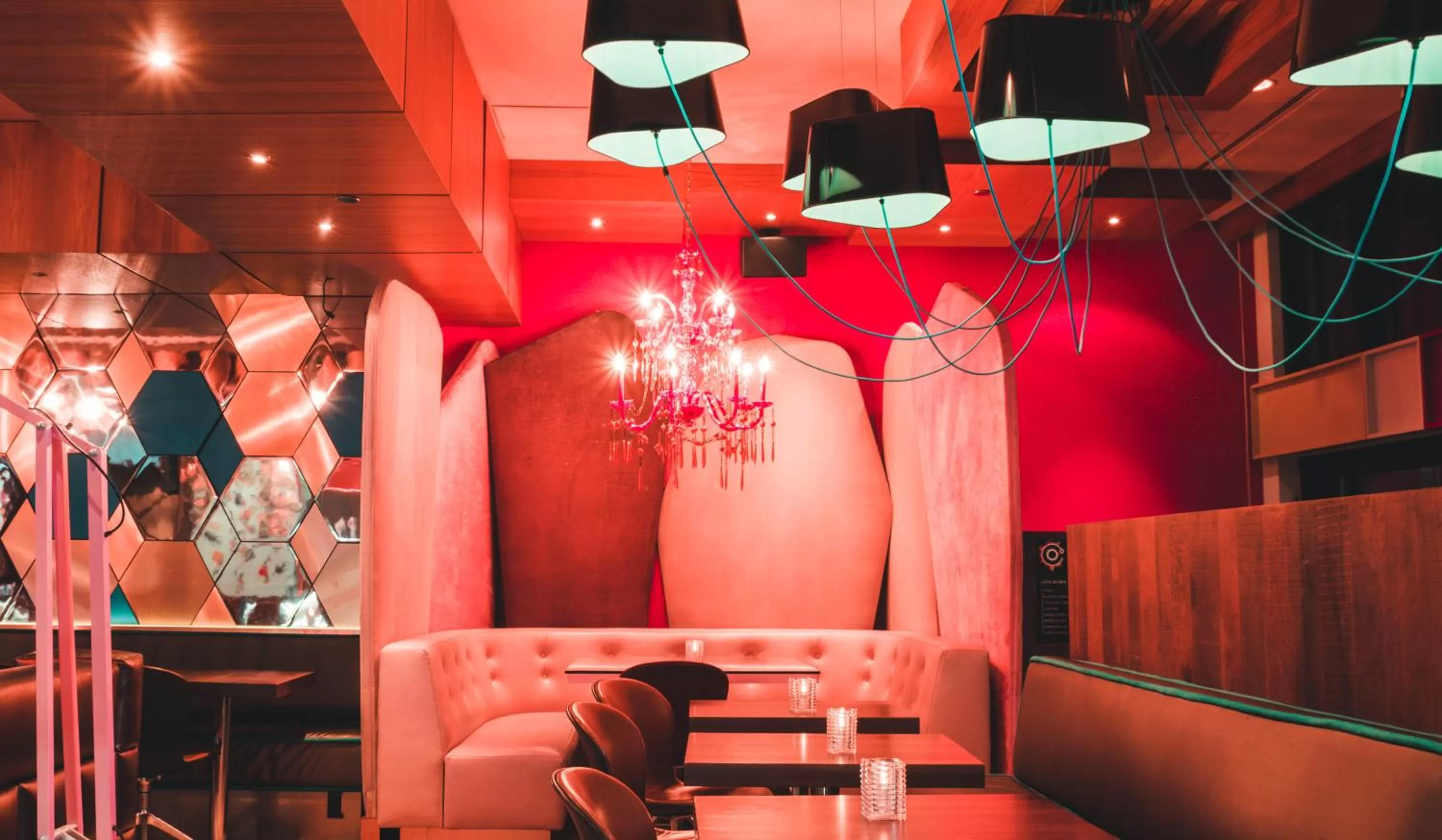 Restaurant/places to eat in Hotel Classique