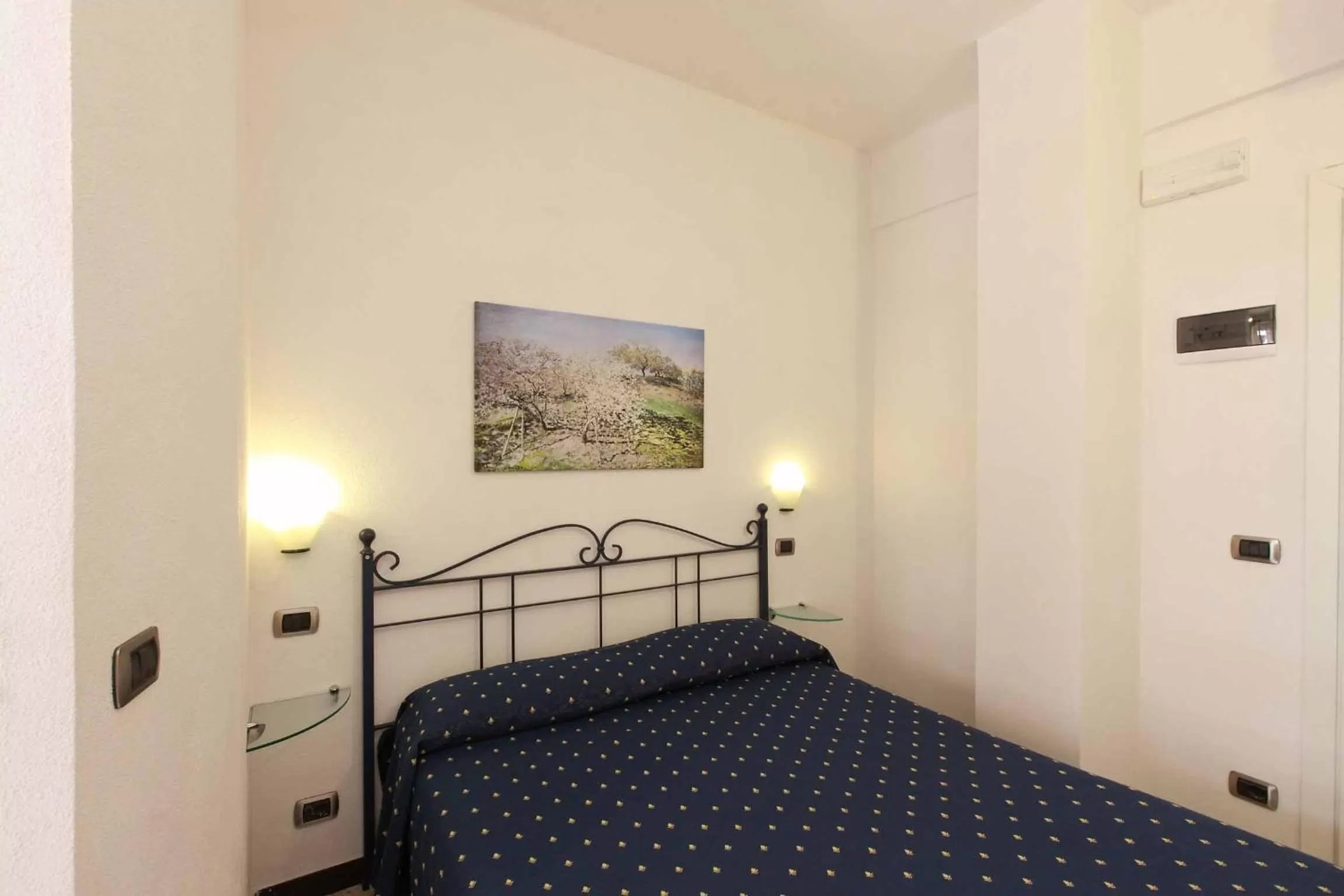 Bedroom, Bed in Albergo Al Carugio