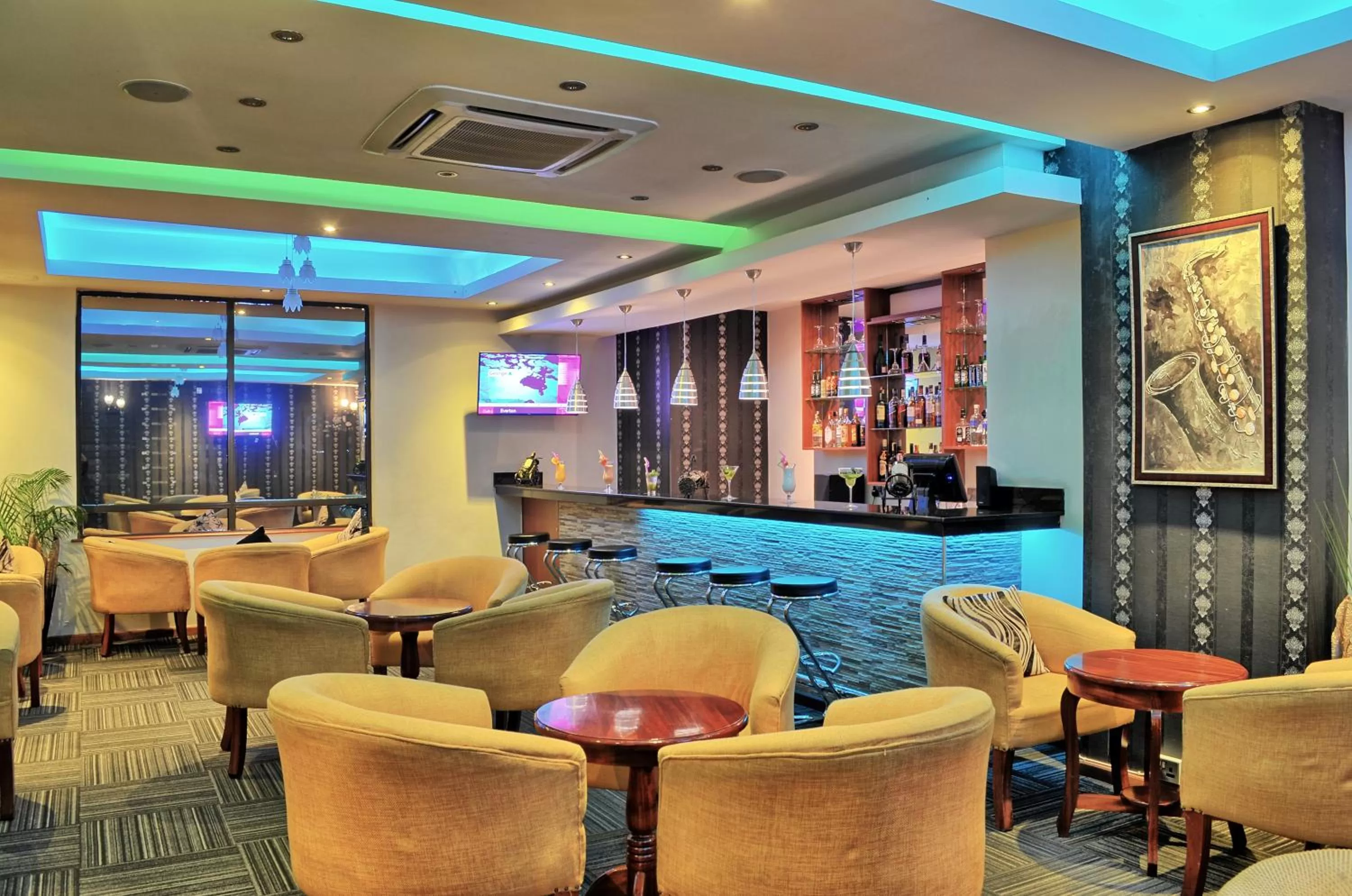 Food close-up in After 40 Hotel