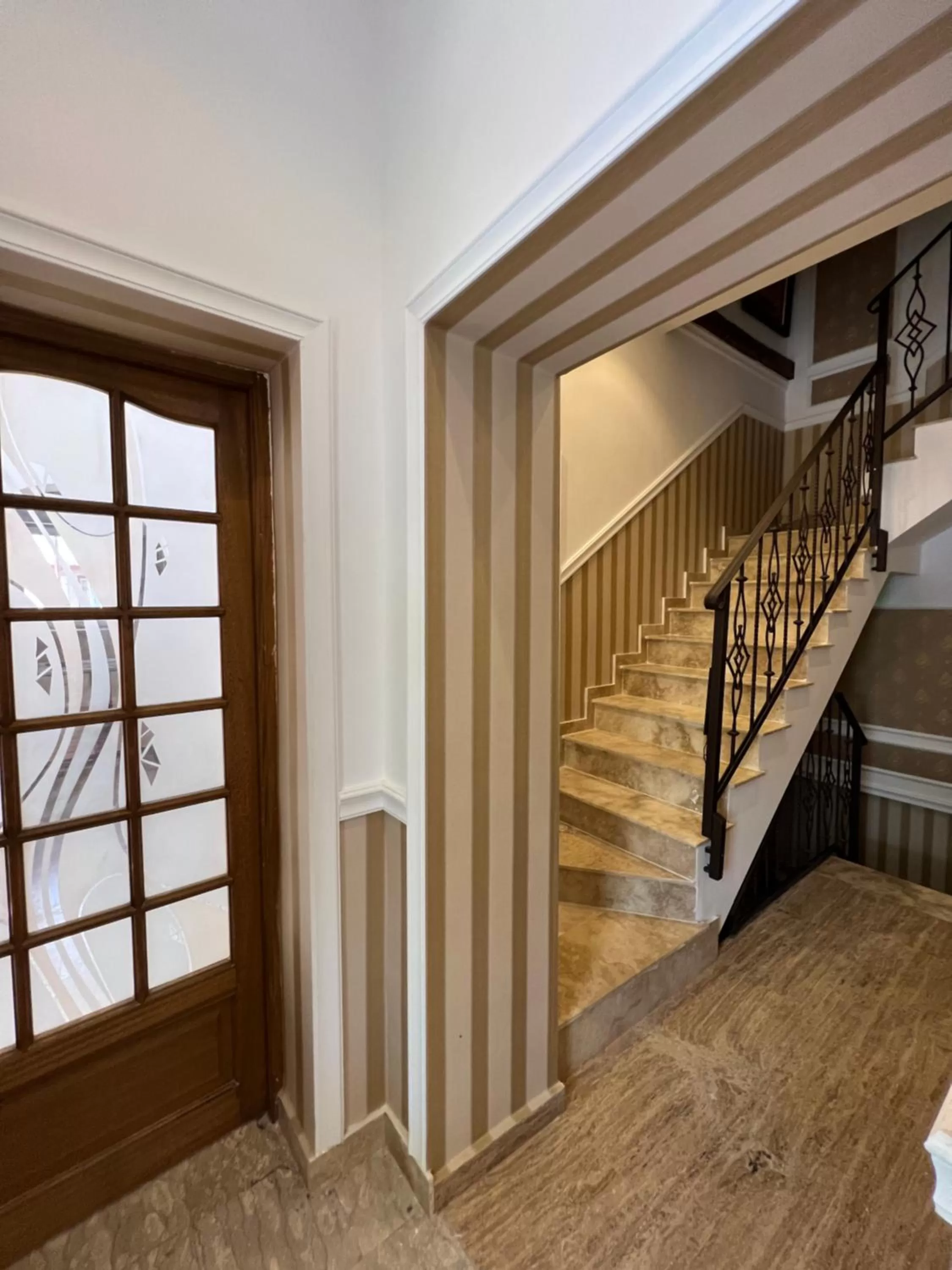 Property building in Hotel Boutique Cathedral Plaza Residences room for rent downtown