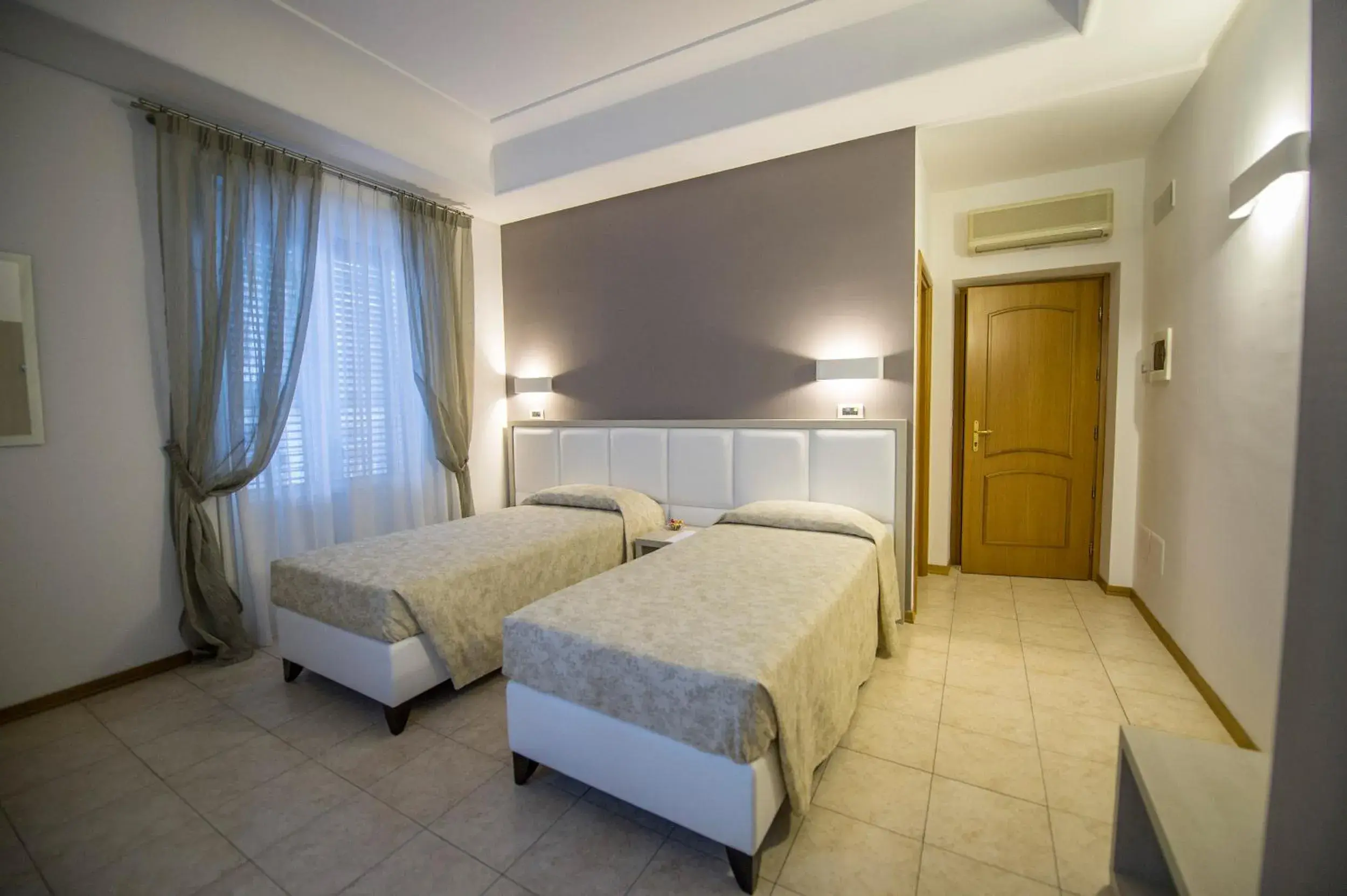 Classic Twin Room in Artemisia Palace Hotel Classic Twin Room in Artemisia Palace Hotel