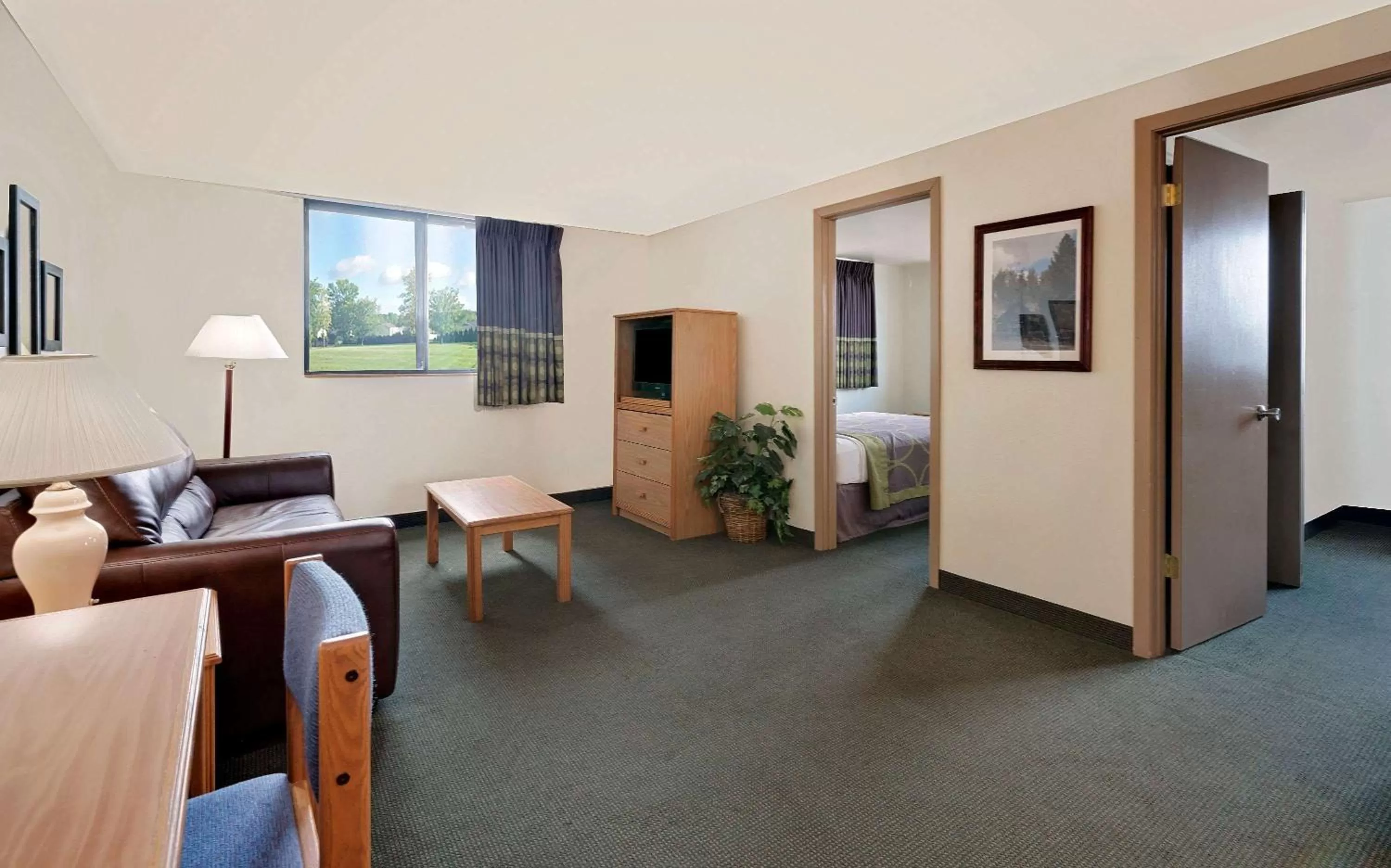 Photo of the whole room in Super 8 by Wyndham Spearfish