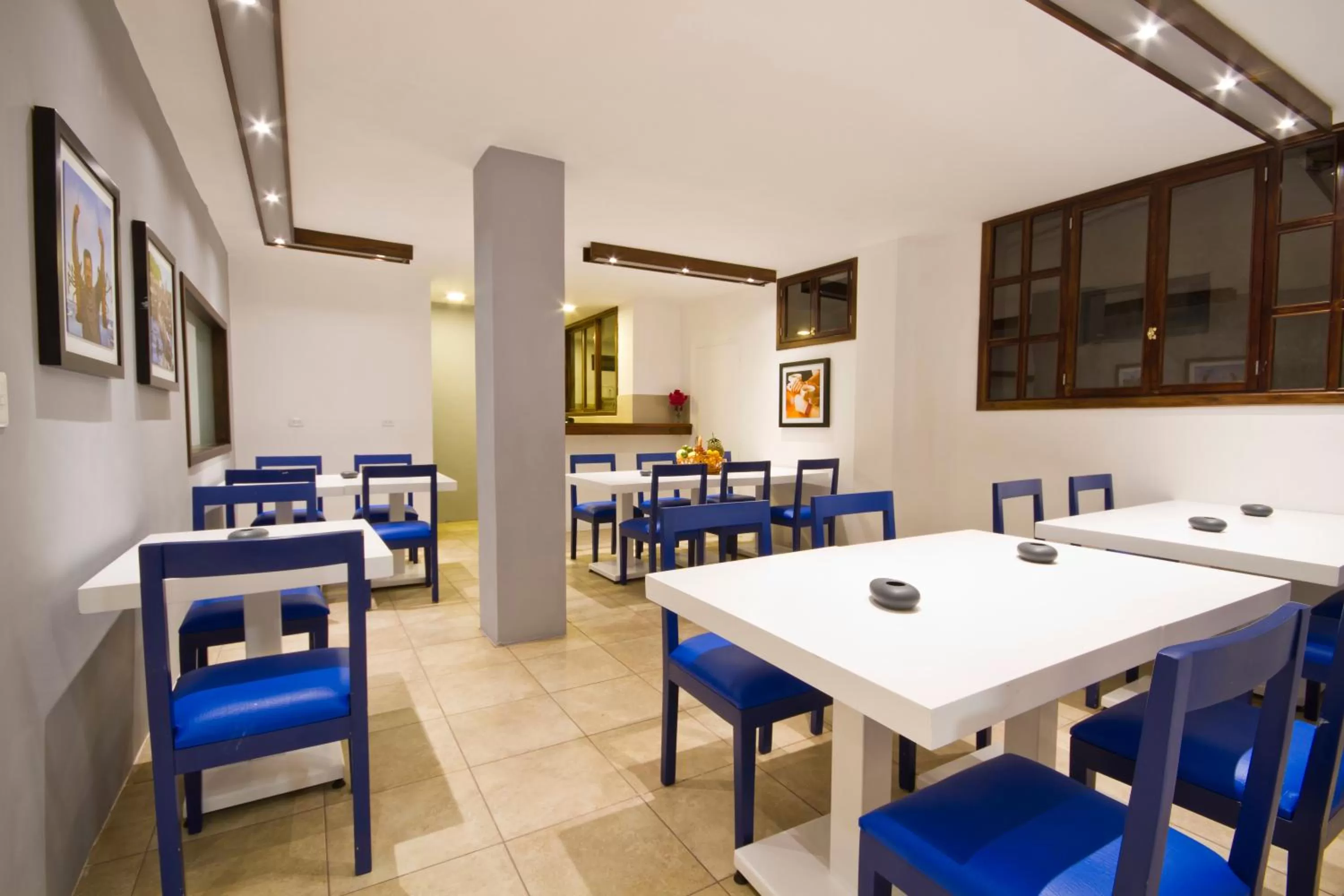 Dining area in Hotel Volcano