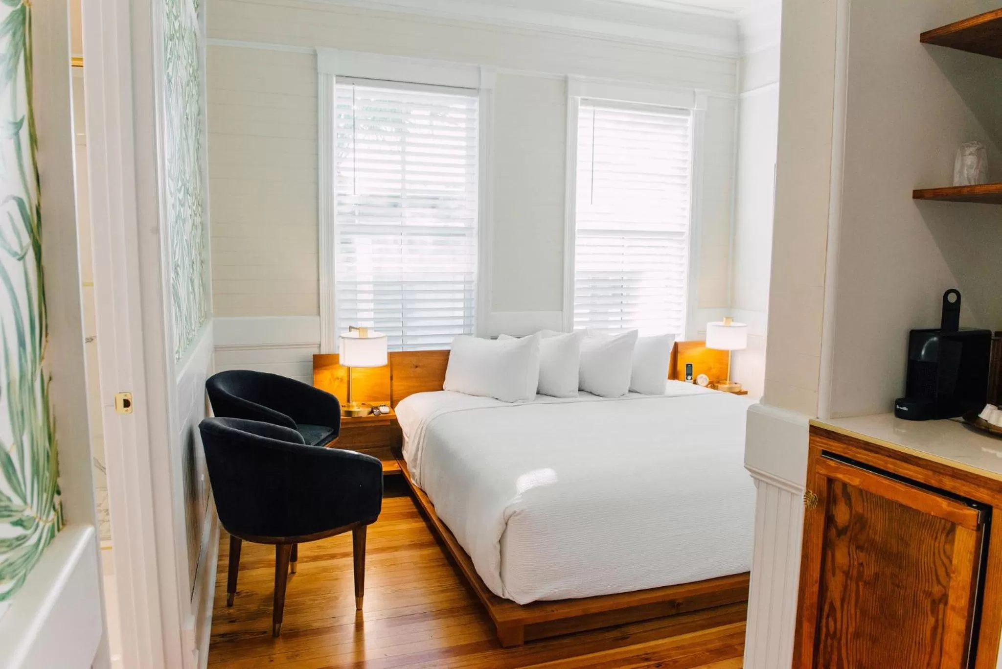 Bed in The Gibson Inn