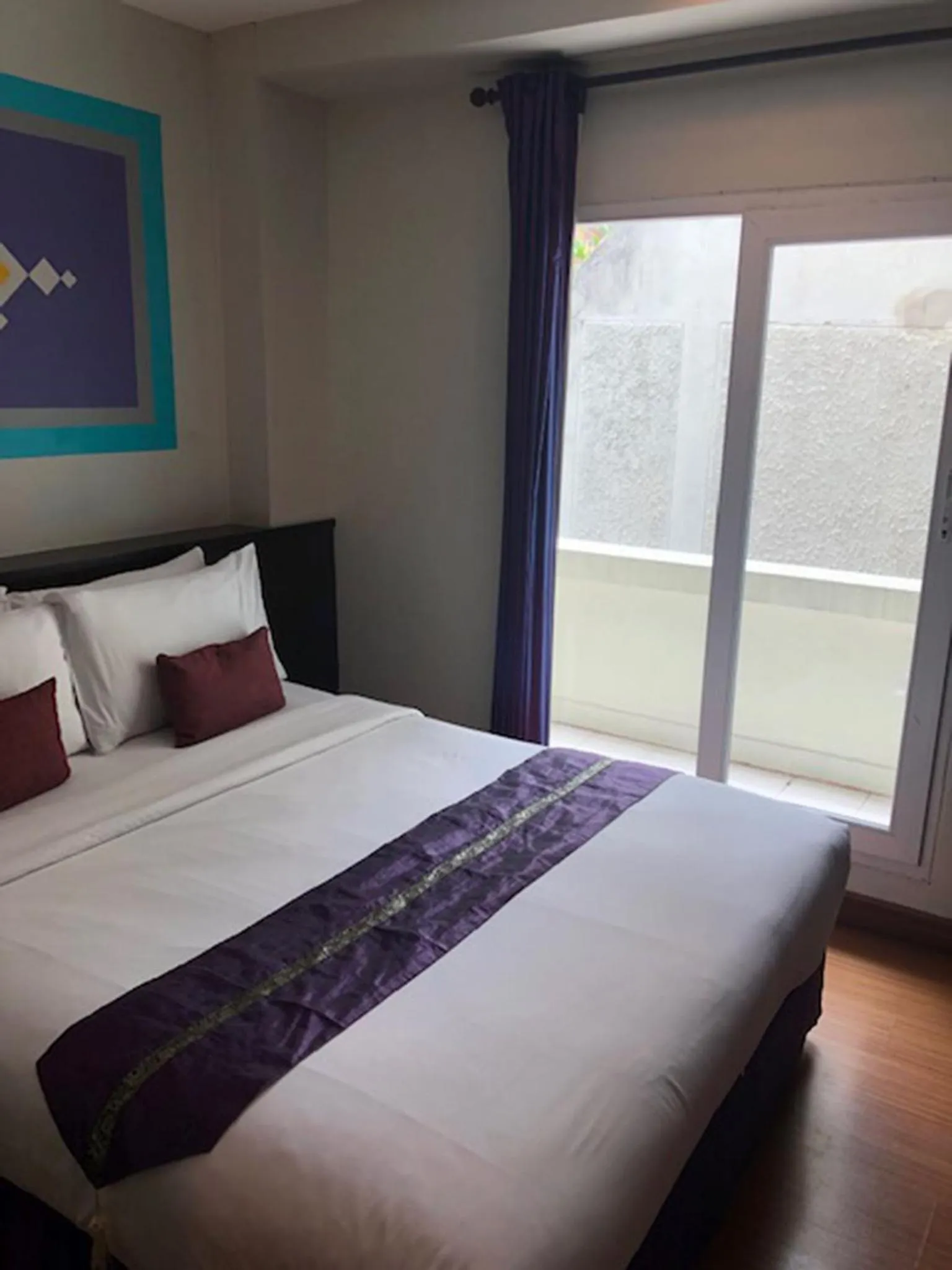 Toilet, Bed in Sawasdee Hotel @ Sukhumvit Soi 8