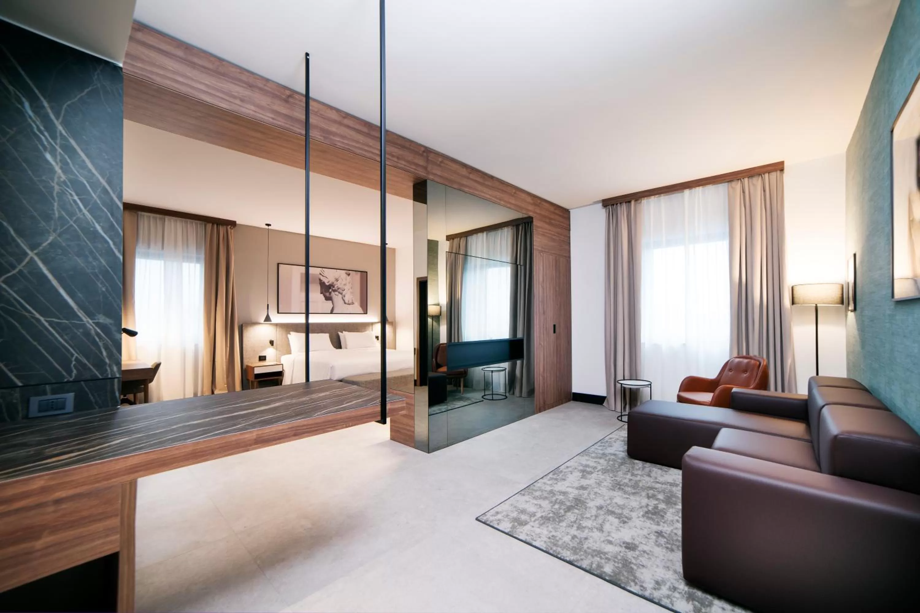 Living room in Radisson Hotel Nola Naples