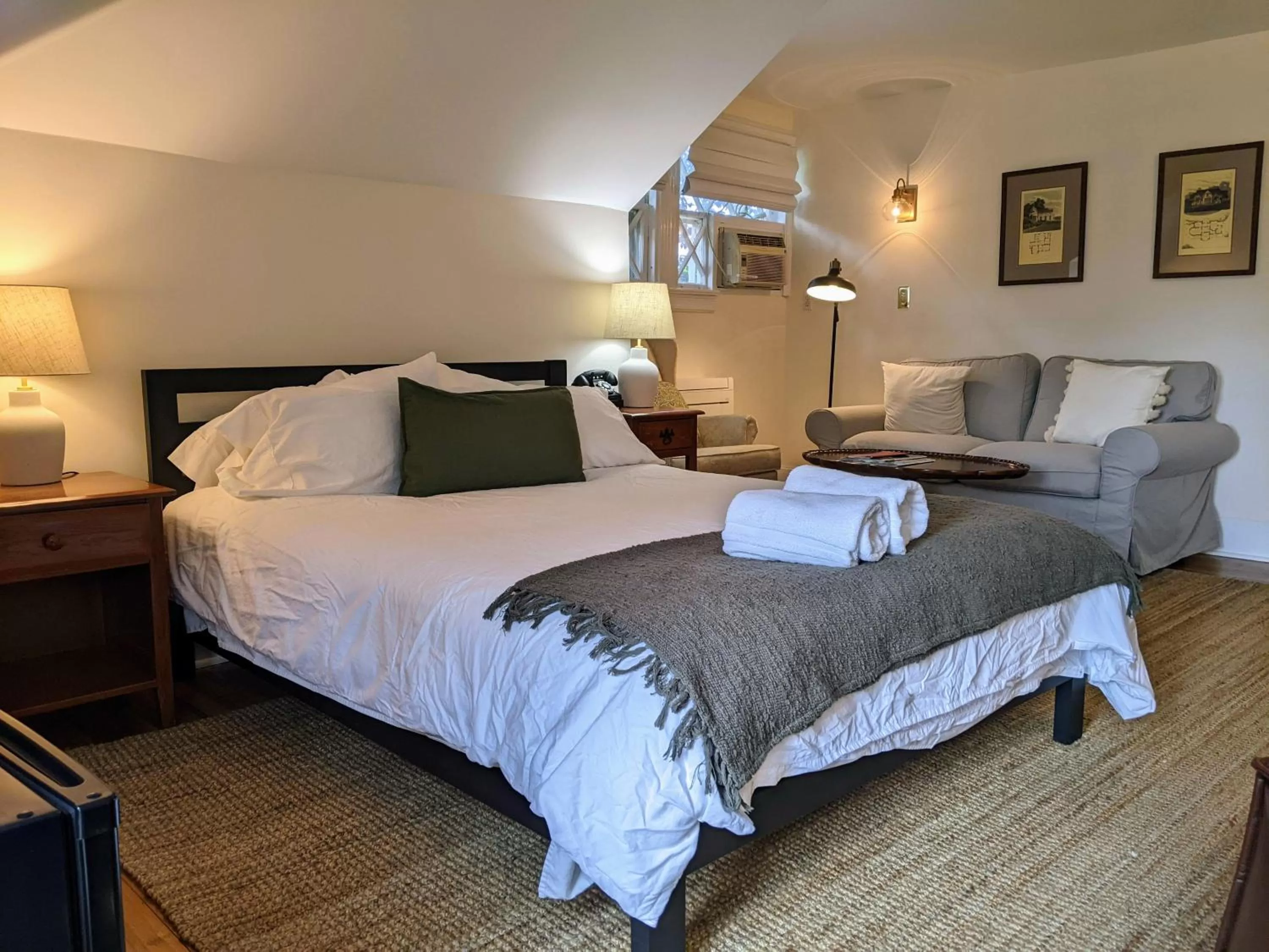 Bedroom, Bed in Stanton House Inn