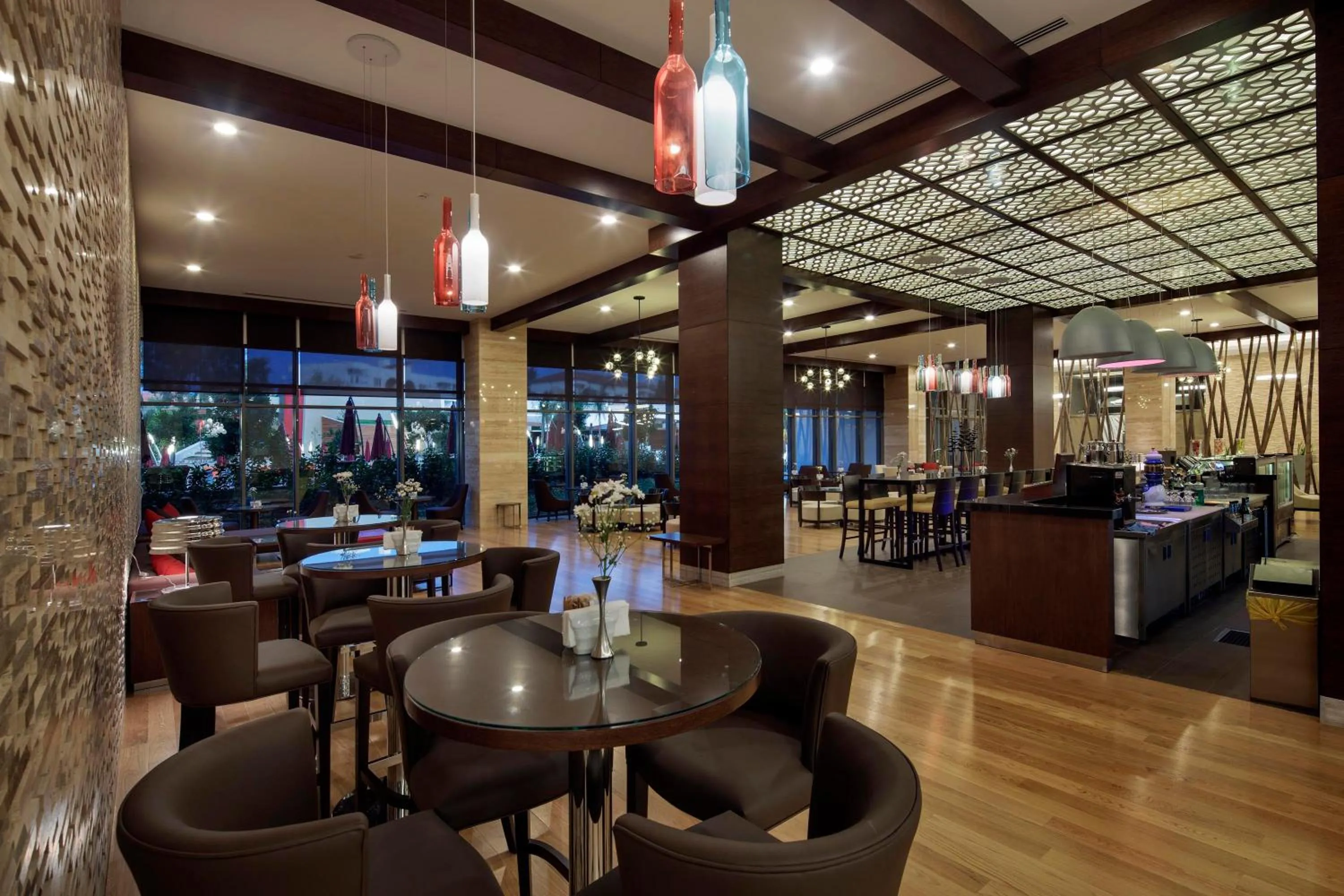 Restaurant/places to eat in The Sense Deluxe