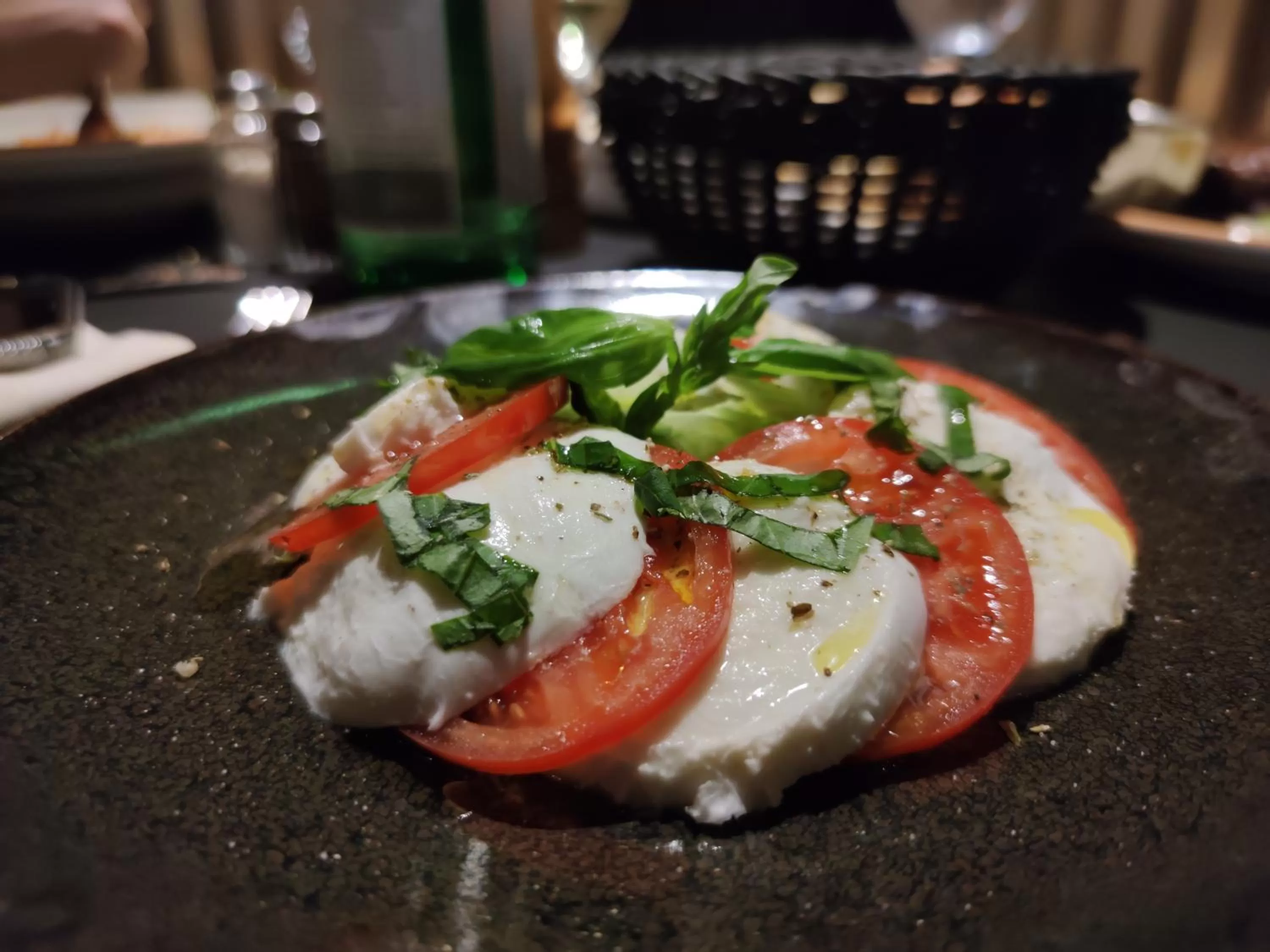 Restaurant/places to eat in Hotel Taormina Brussels Airport