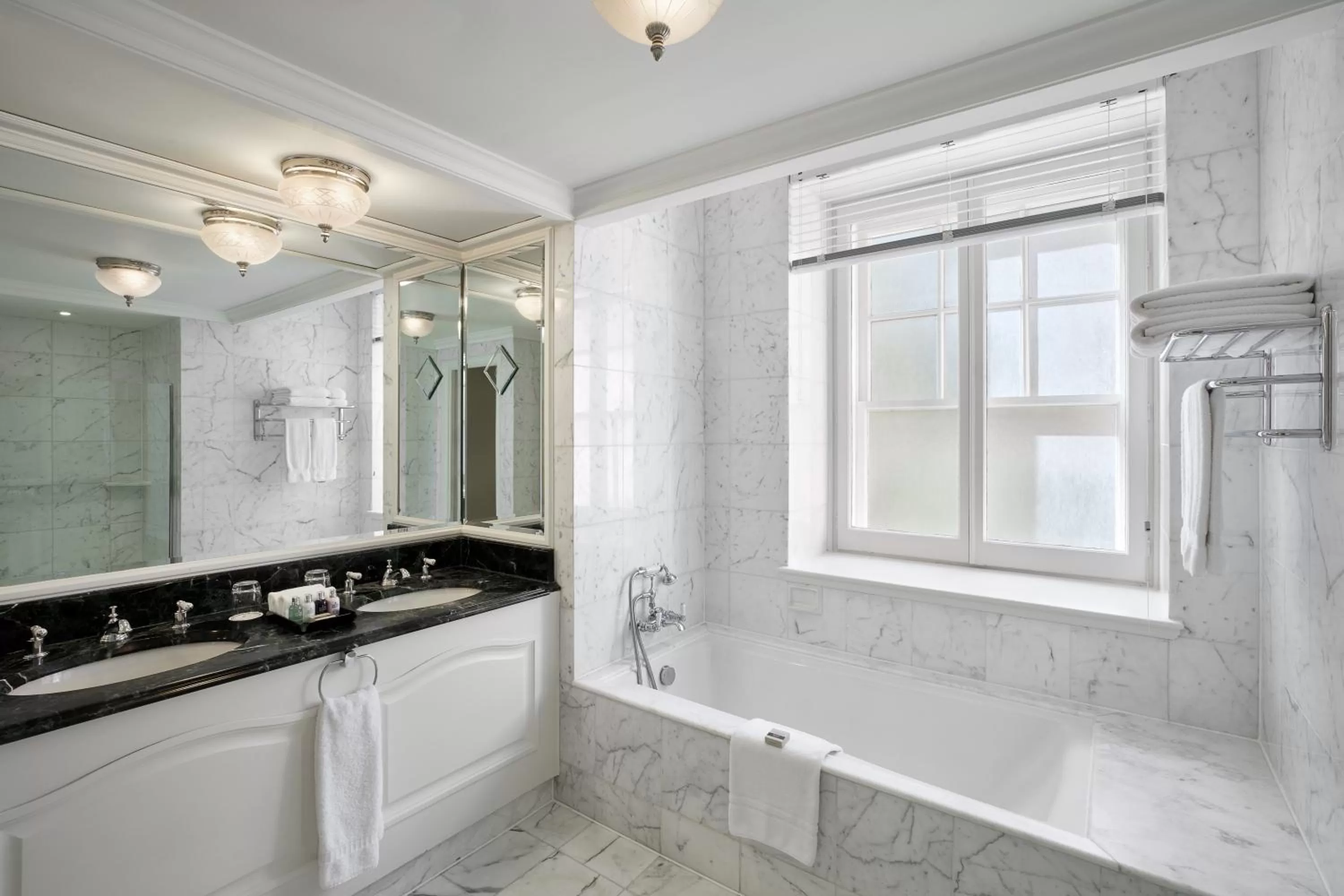 Bathroom in The Landmark London