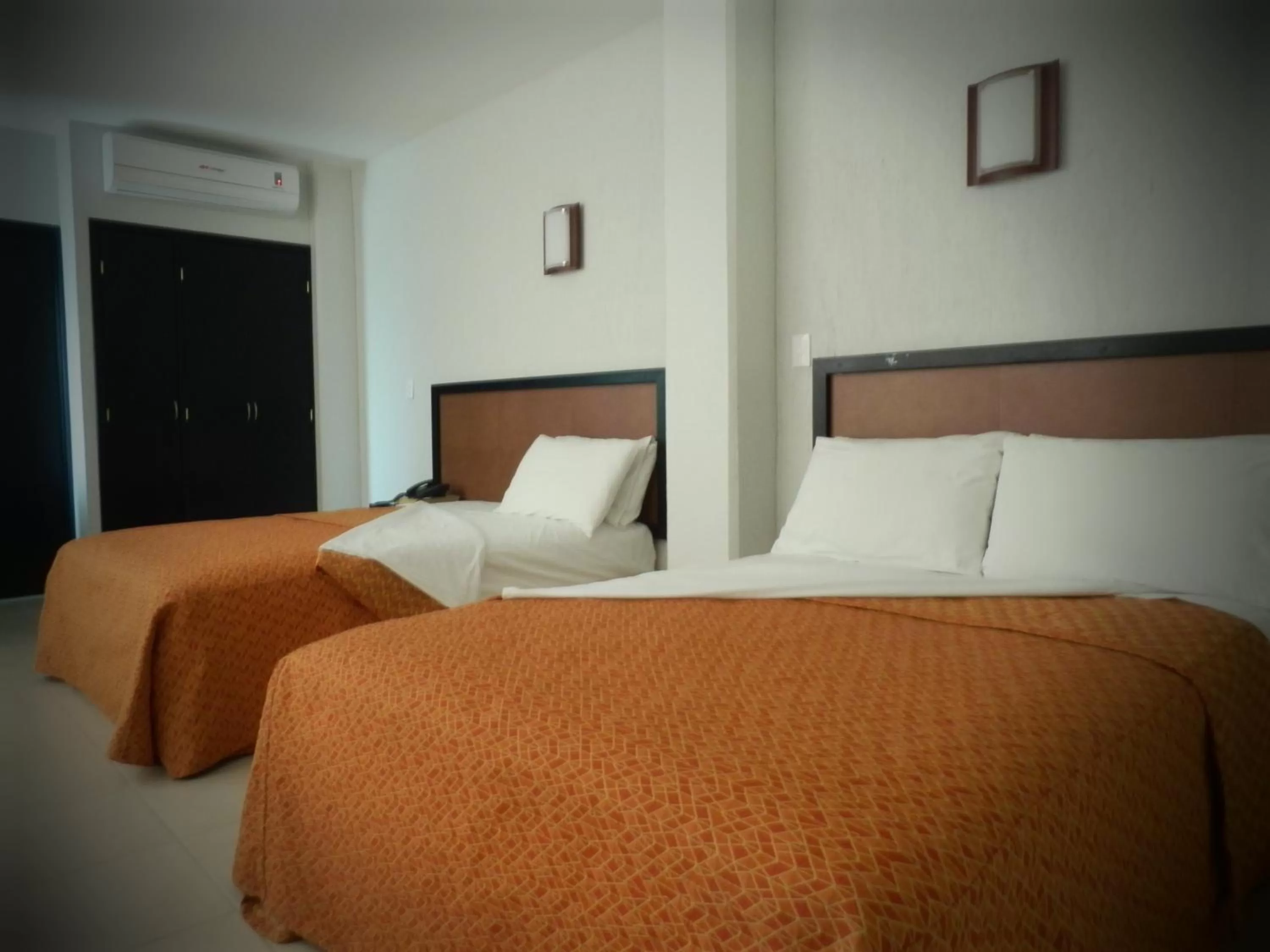 Staff, Bed in Hotel RS Suites