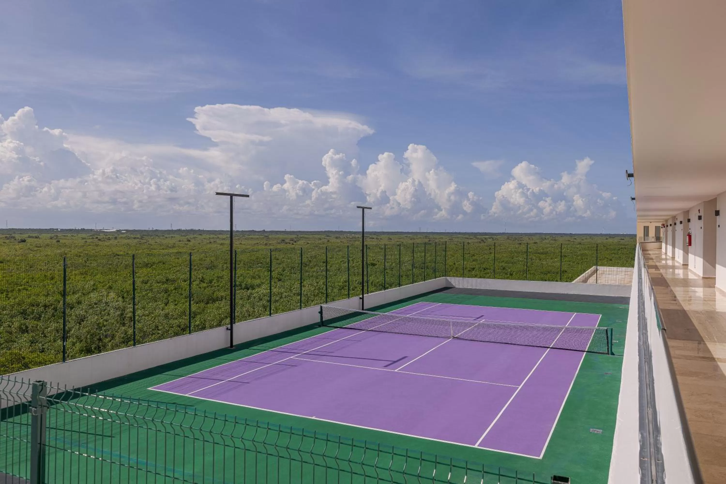 Tennis court in Sensira Resort & Spa Riviera Maya All Inclusive