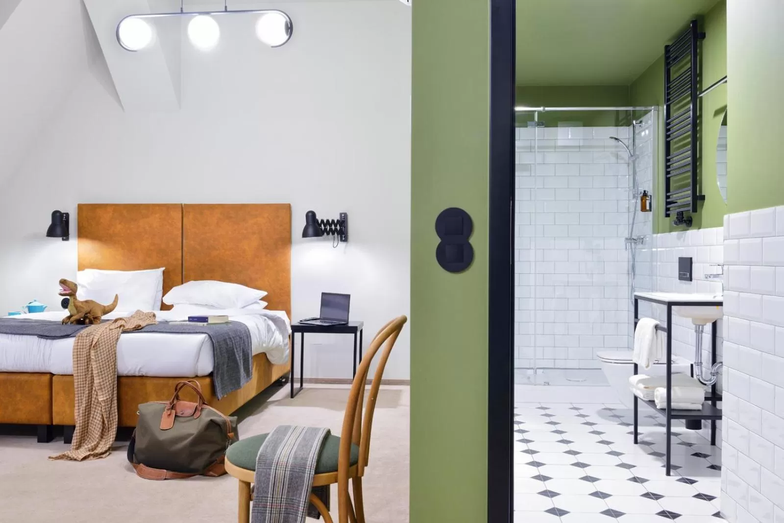 Shower, Bed in ARCHE Dwór Uphagena Gdańsk