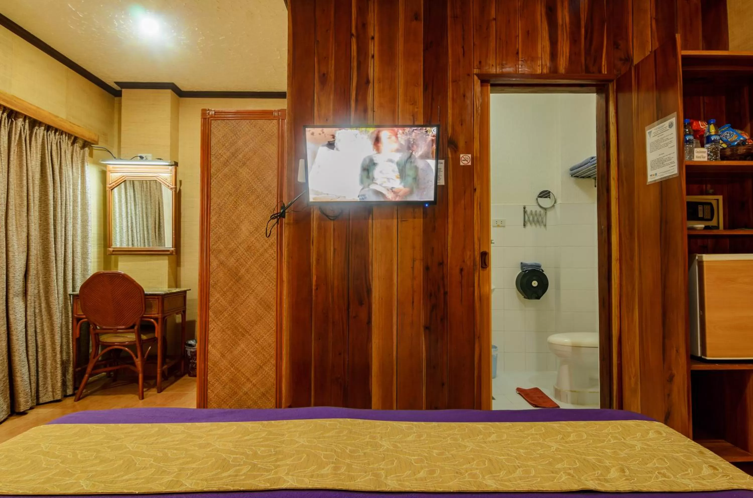 Photo of the whole room, Bed in Hayahay Resort