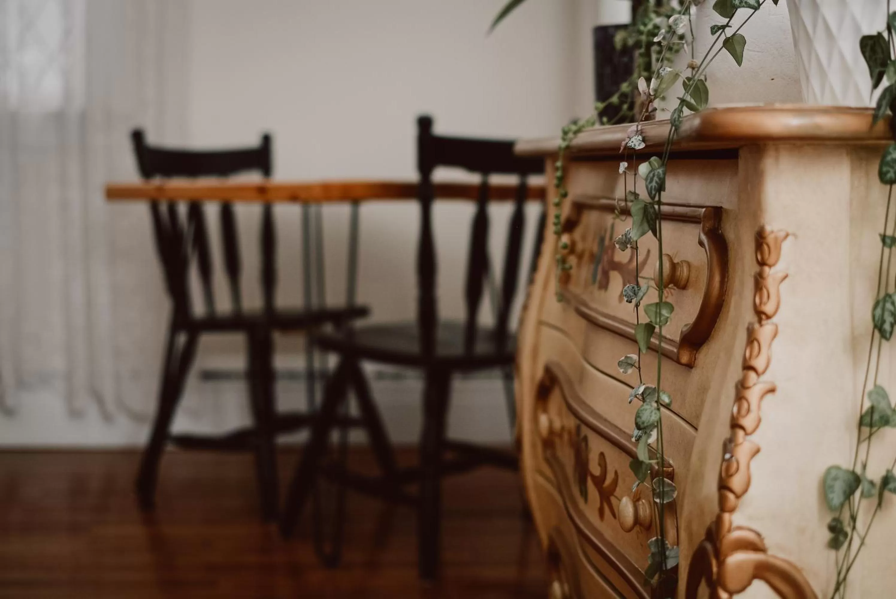 Hill Road Manor Bed & Breakfast