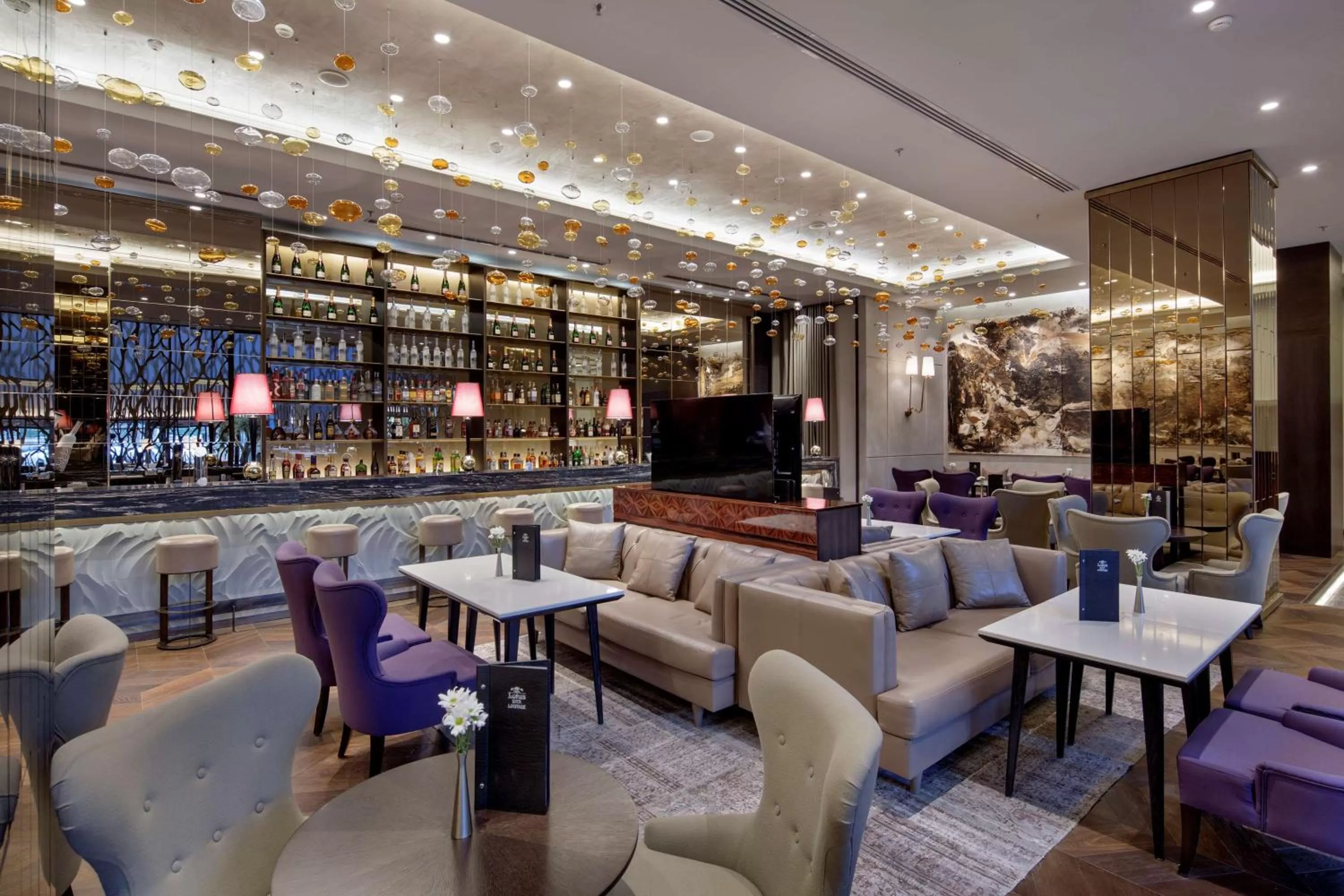 Lounge or bar in Ankara HiltonSA