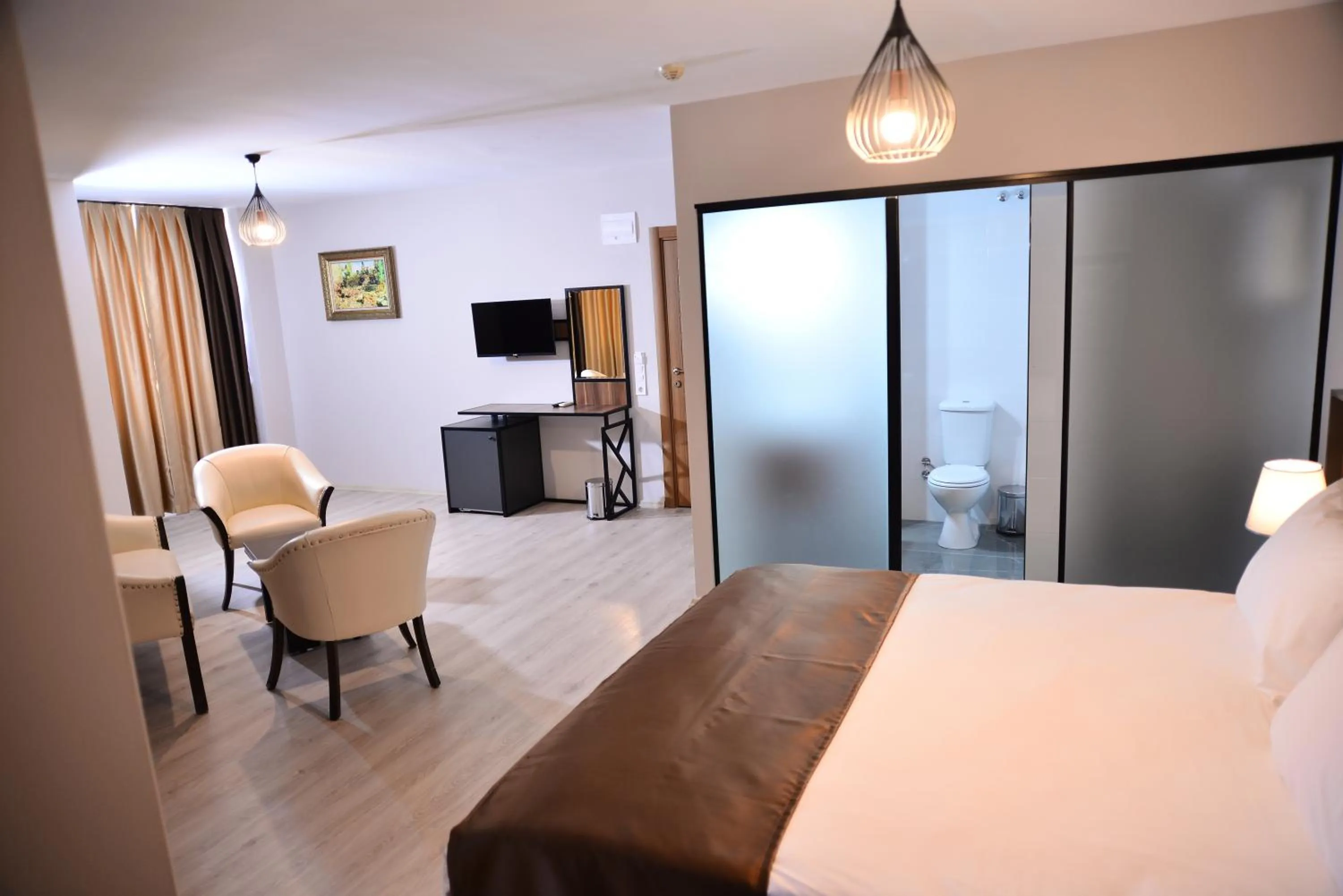 Photo of the whole room in PRIVADO HOTELS