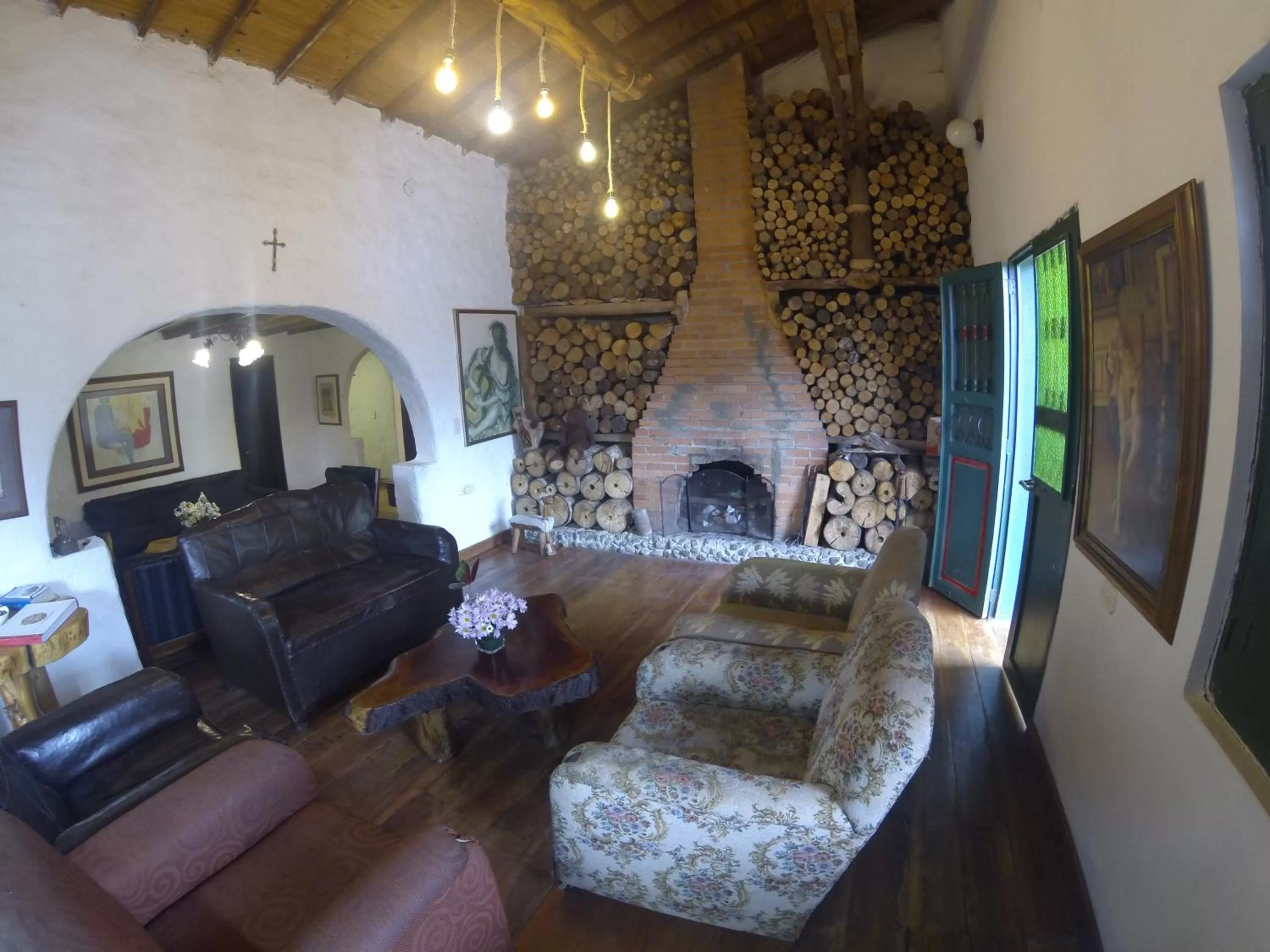 Communal lounge/ TV room, Seating Area in Finca Campestre La Adelita B&B