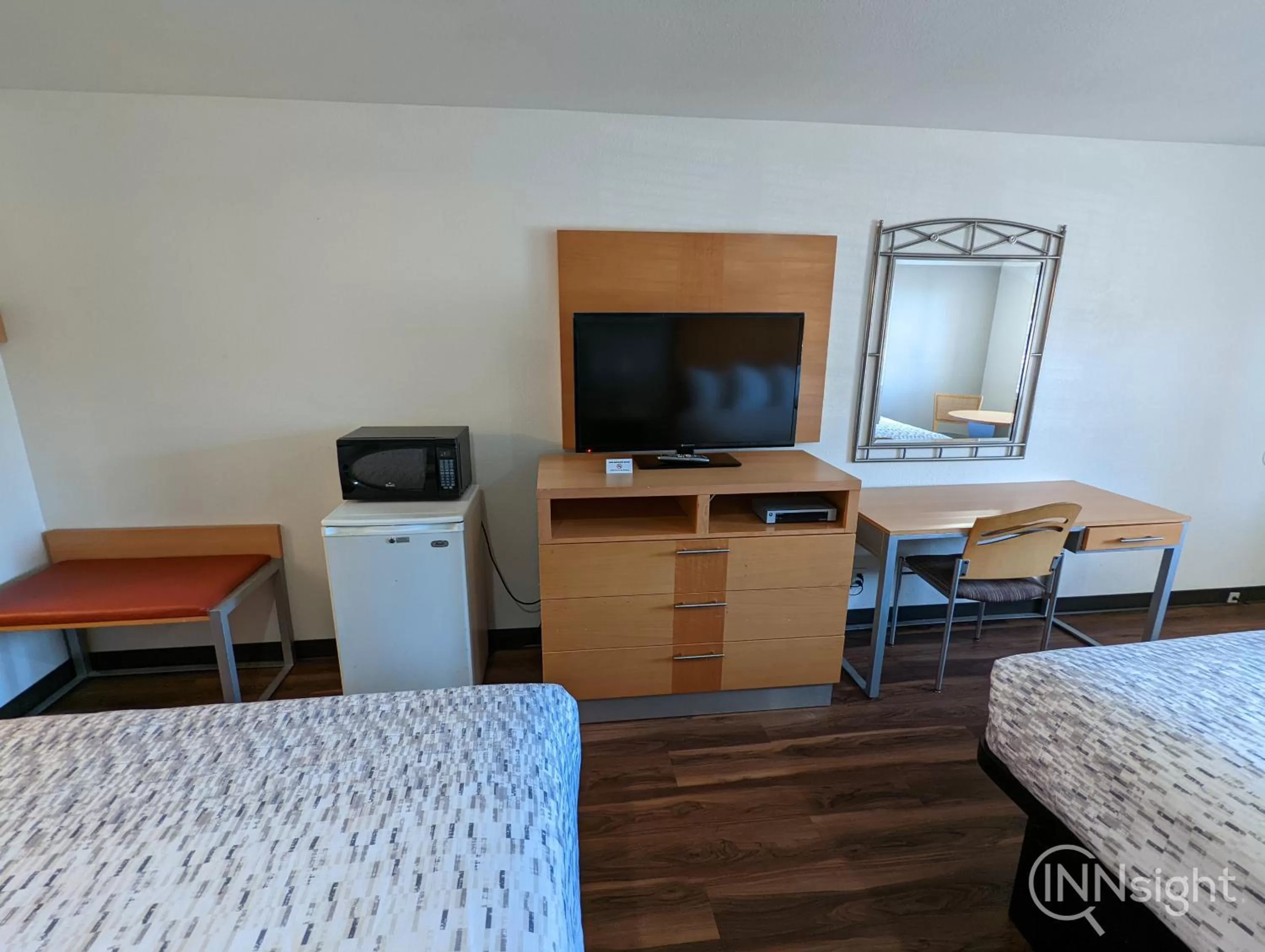 TV and multimedia, Bed in Royal Inn