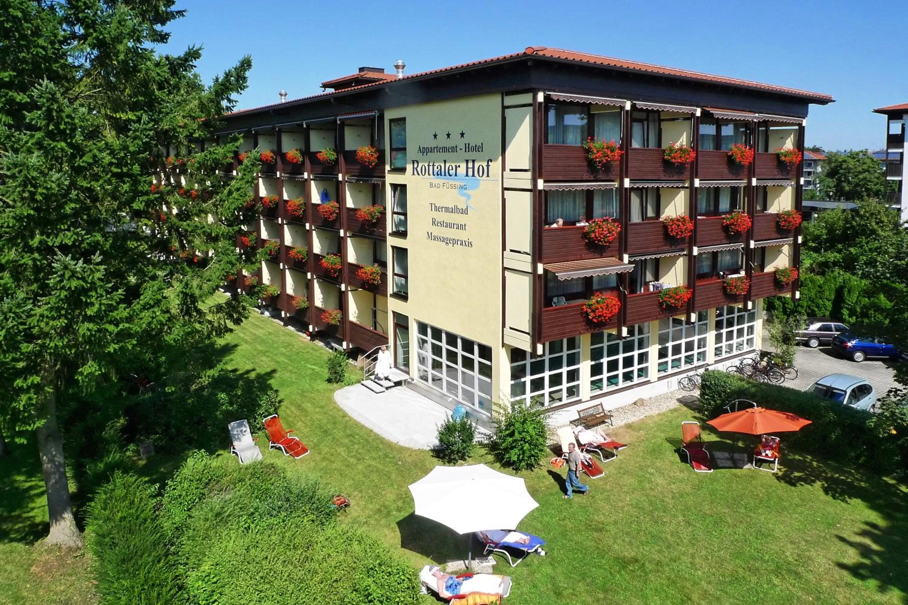 Facade/entrance in Thermen-Hotel Rottaler Hof