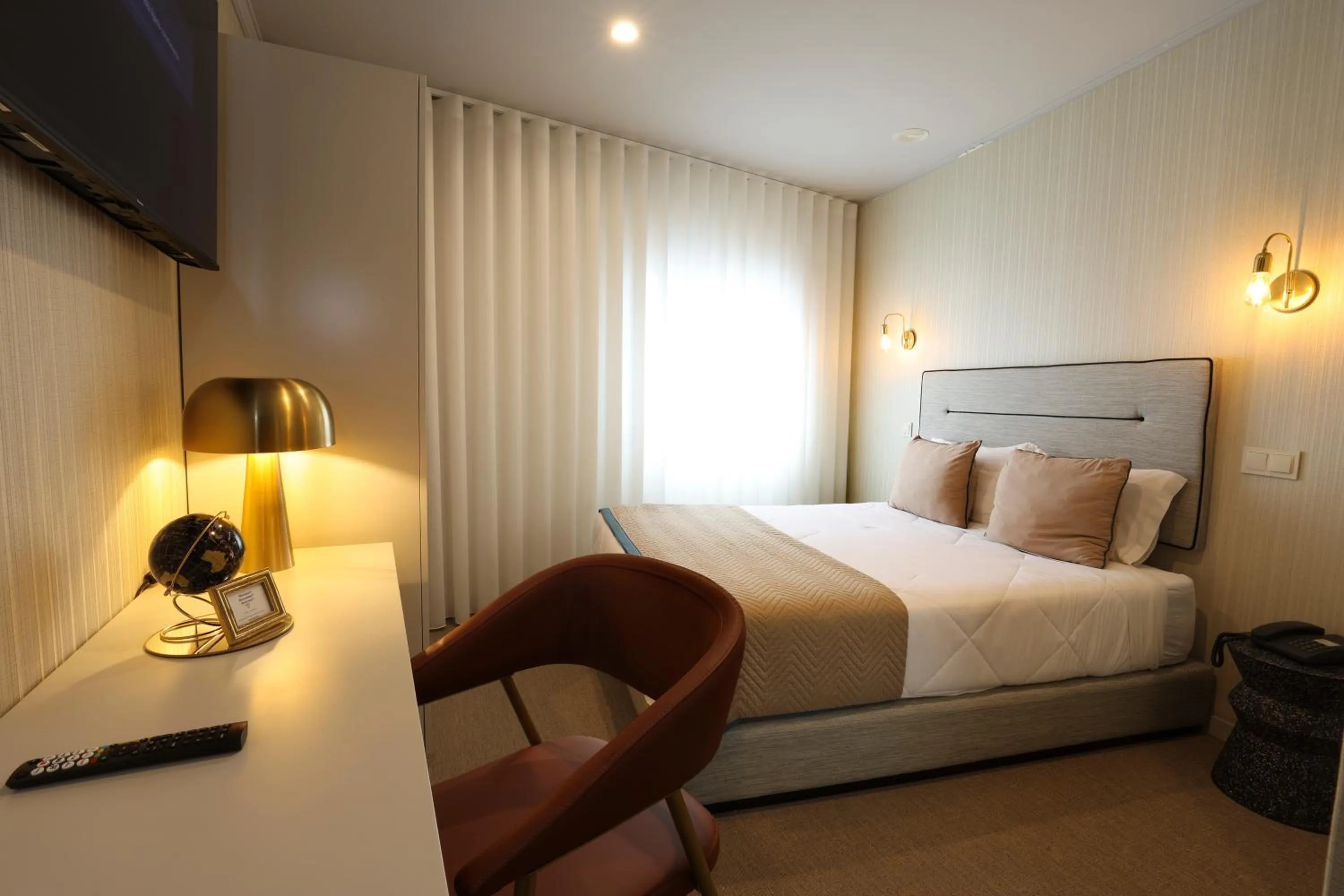 Bed in Hotel America