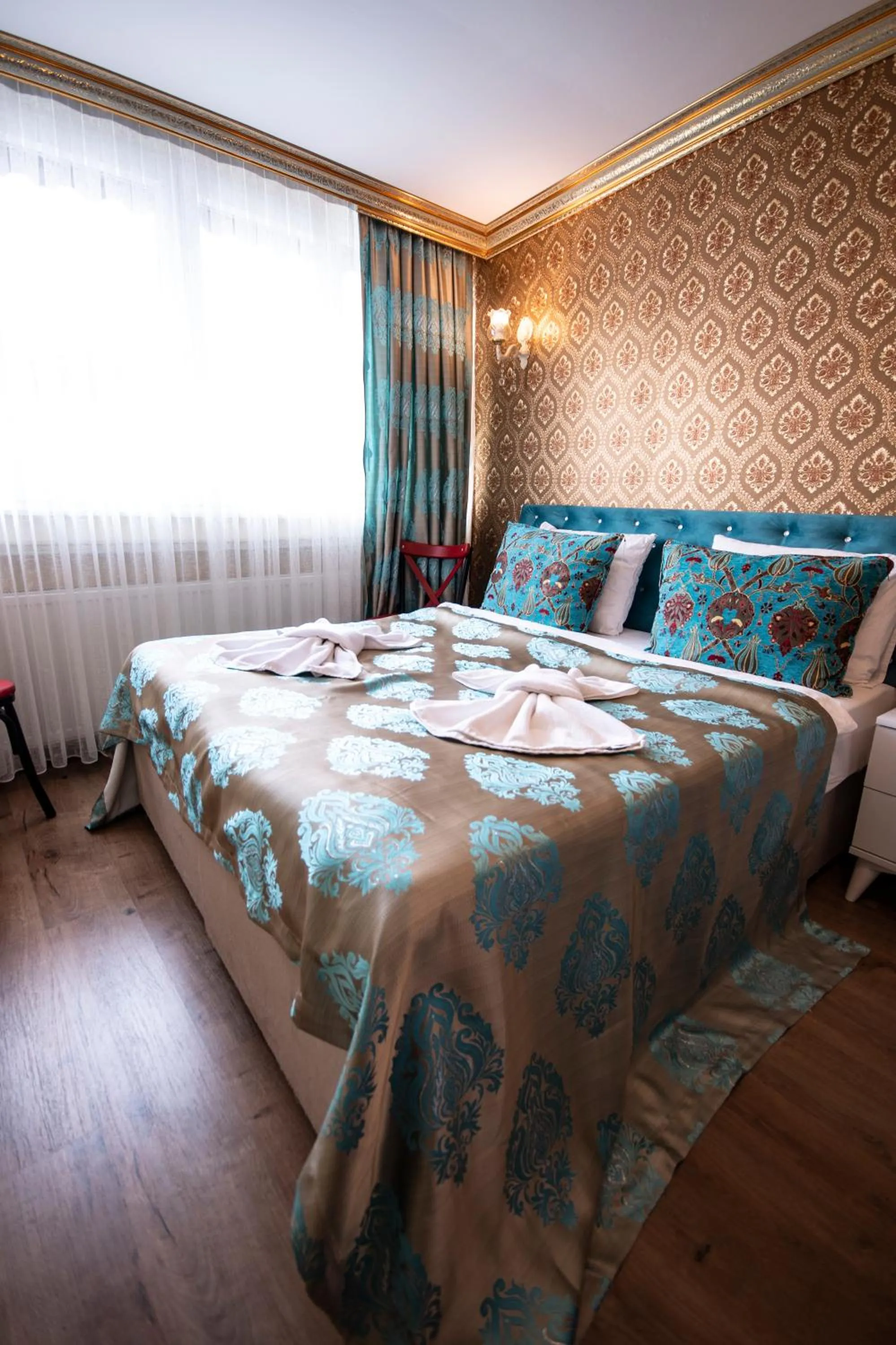 Bed in Paris Garden Hotel Istanbul