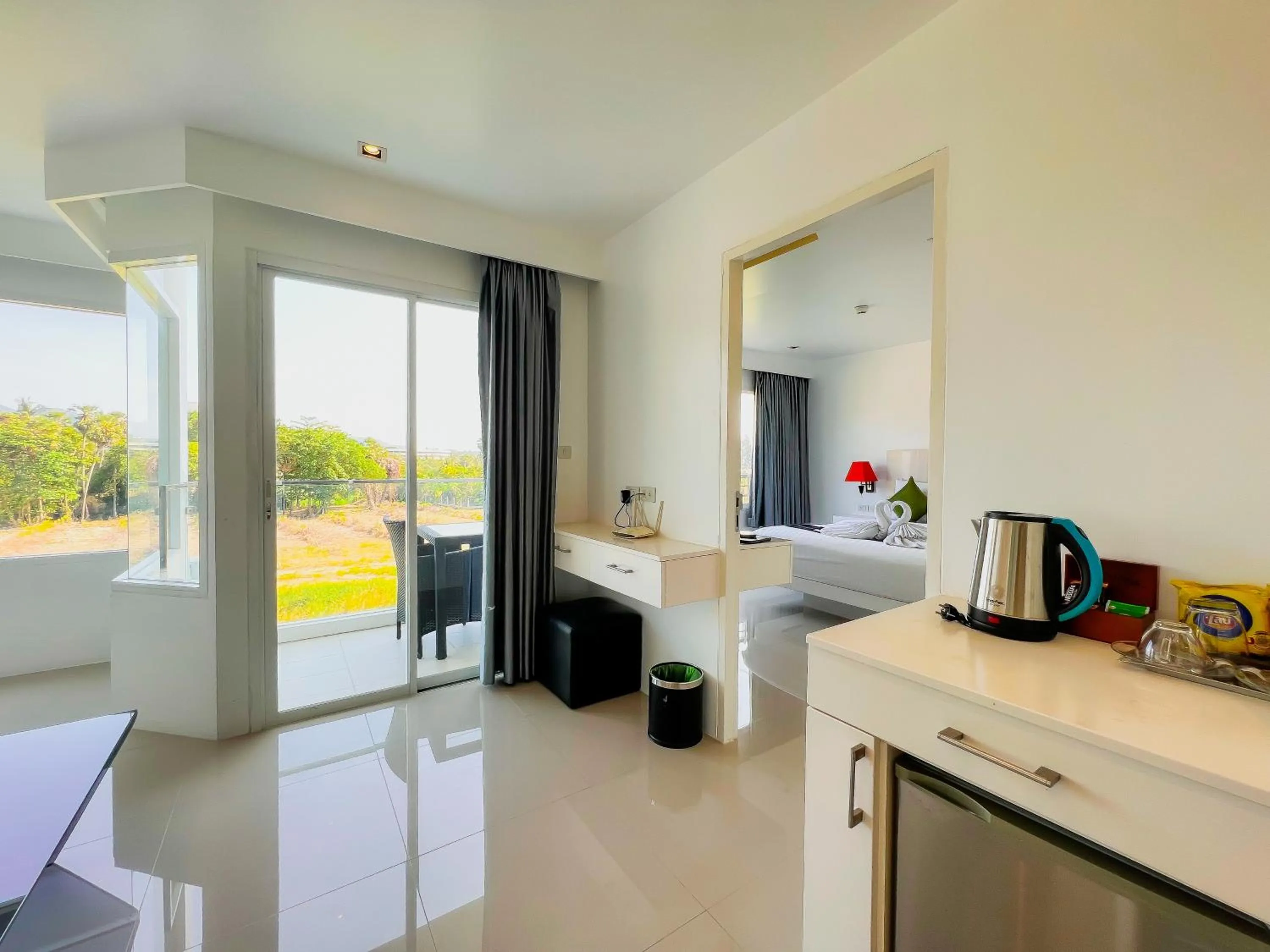 View (from property/room), Bed in Grand Sunset Hotel Phuket