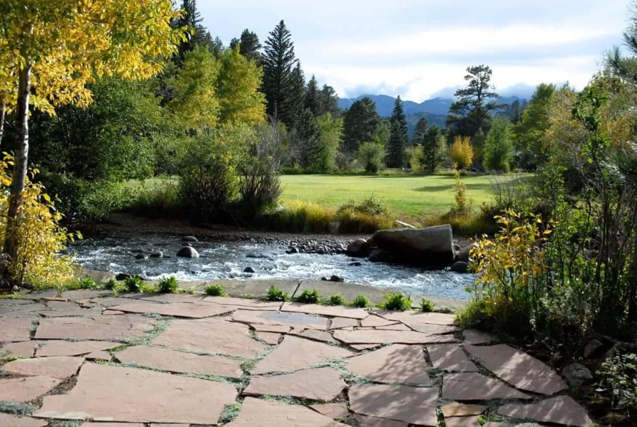 Riversong Inn Retreat