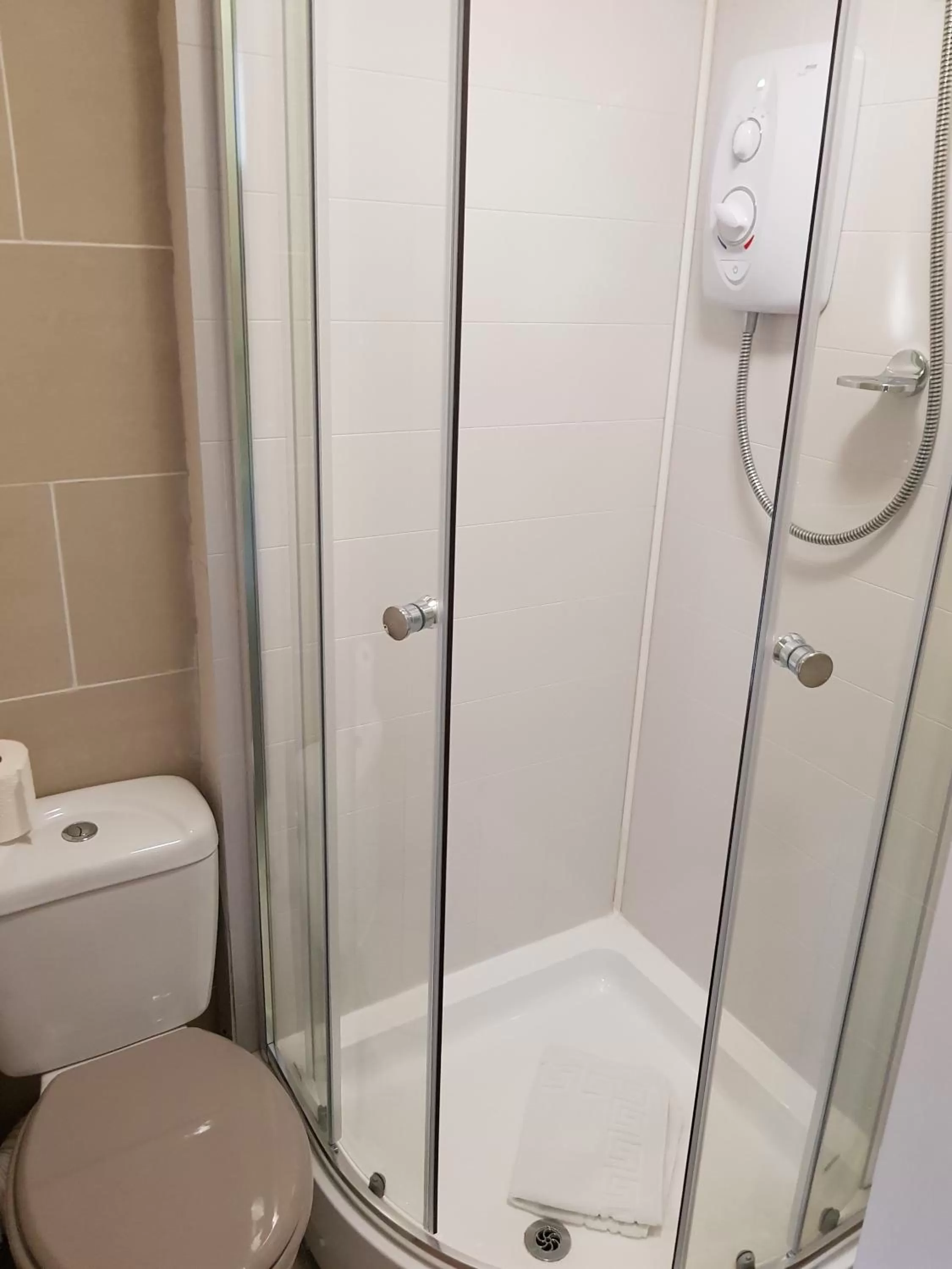 Shower in Waterfront Hotel