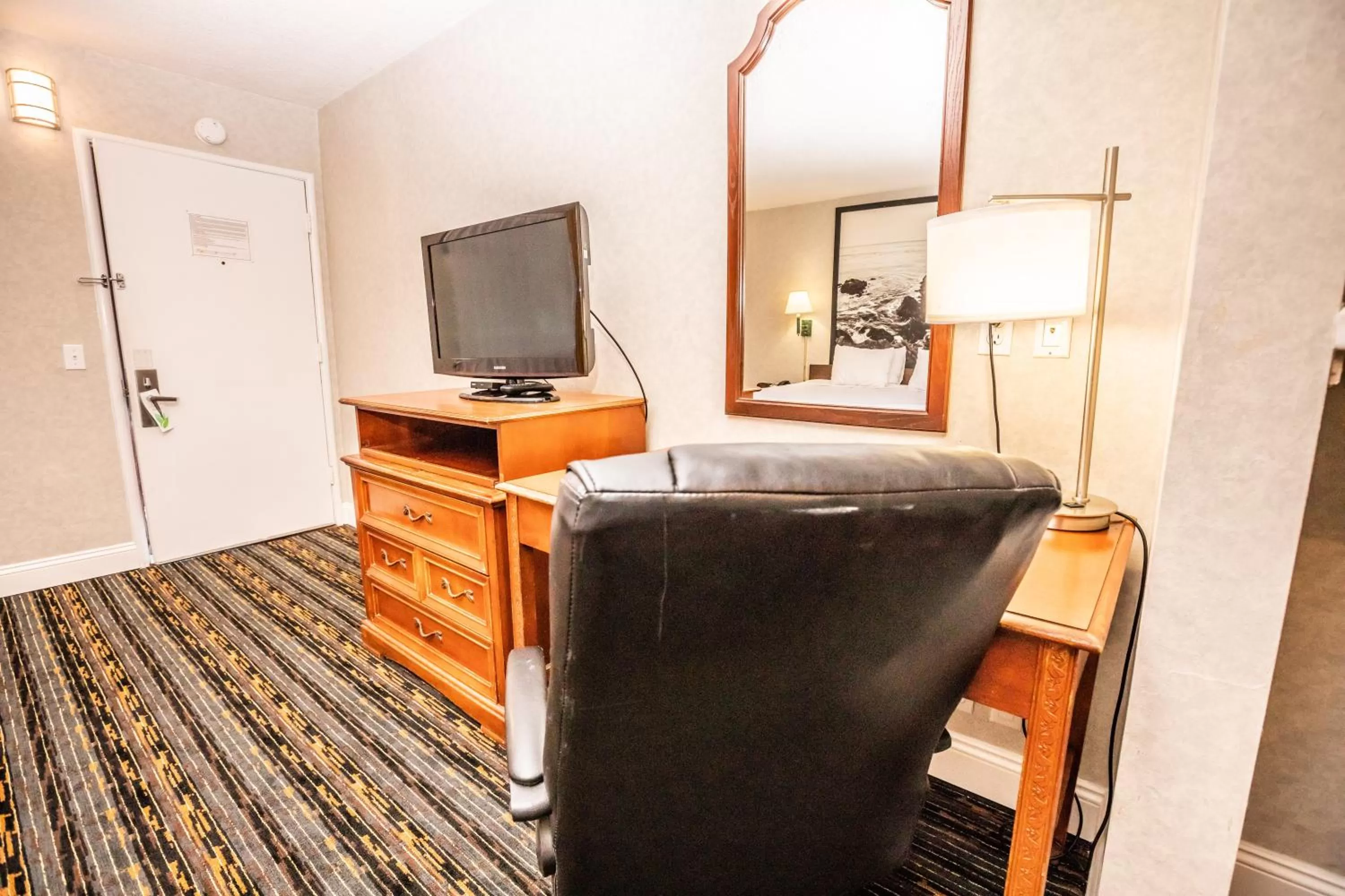 Decorative detail, Bed in Pelican Inn