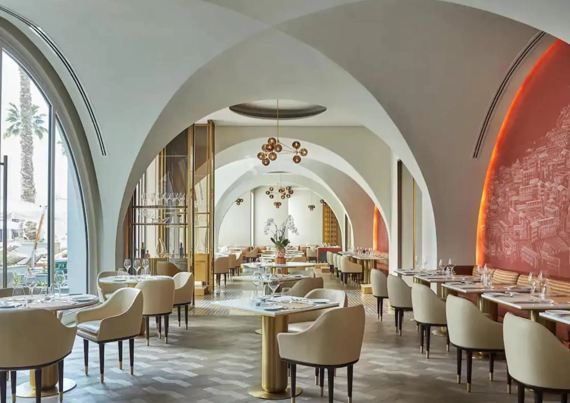 Restaurant/Places to Eat in Five Palm Residences