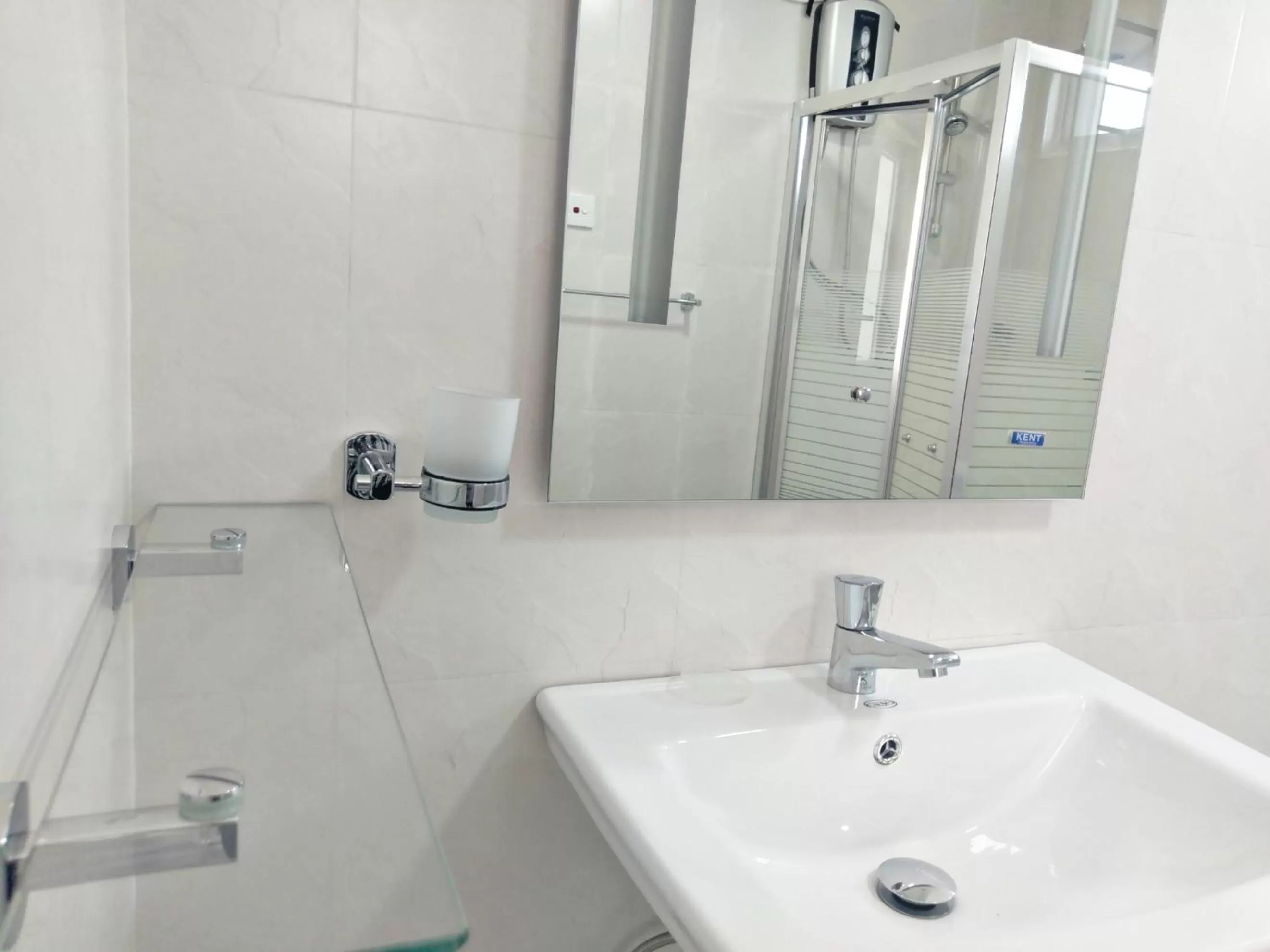 Bathroom in Mahaweli View Inn