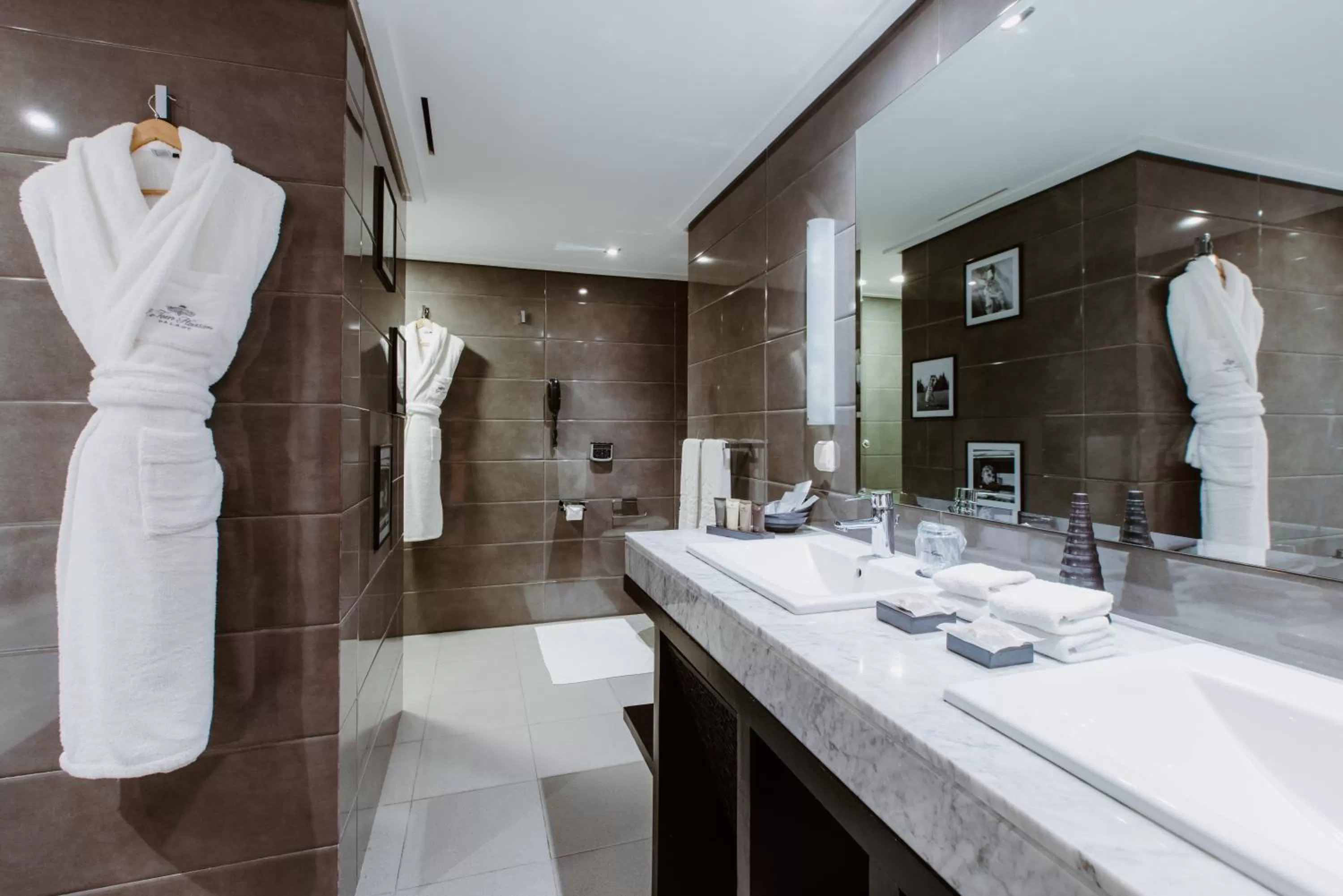 Bathroom in La Tour Hassan Palace