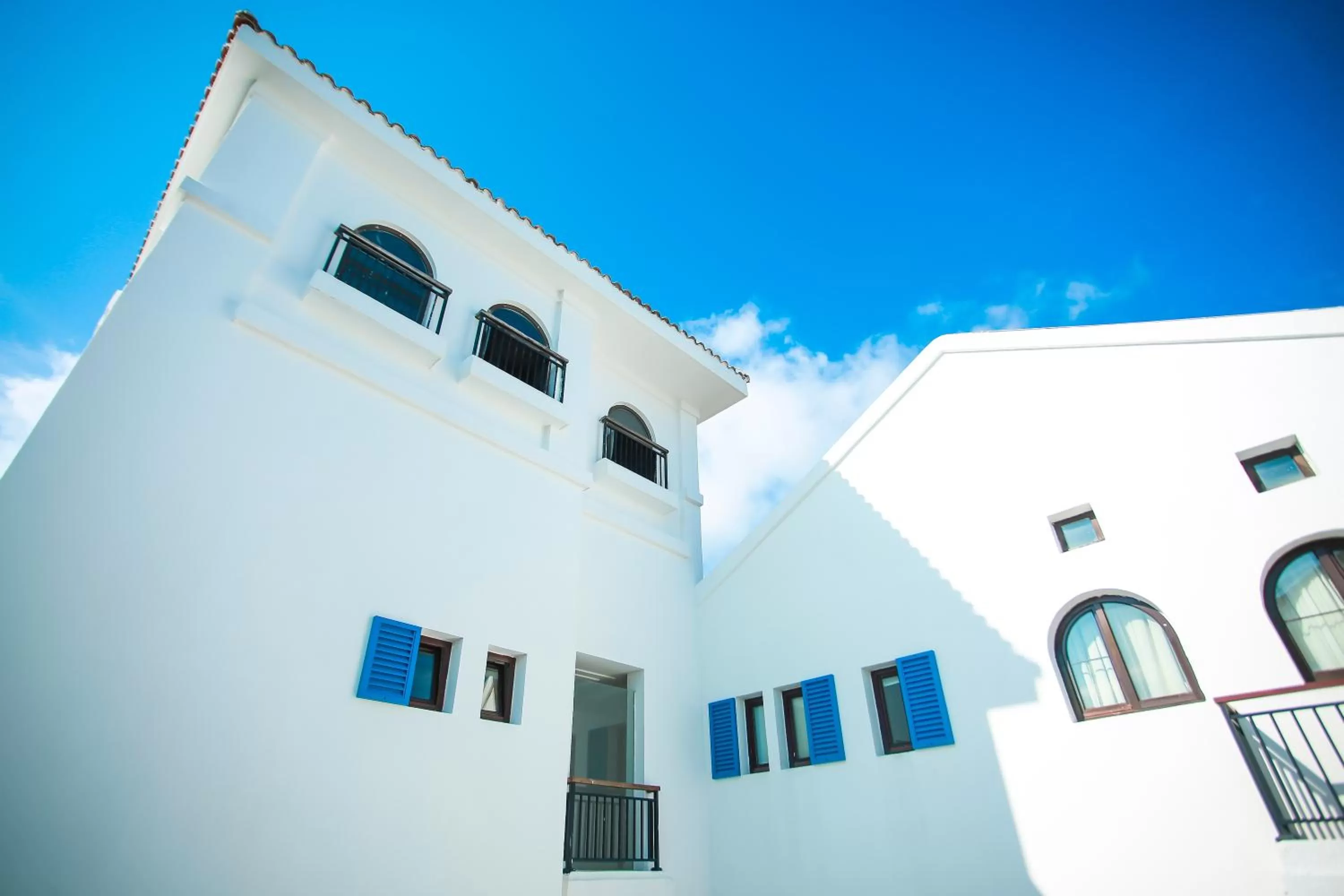 Facade/entrance in Aegean Suites Sanya Yalong Bay Resort