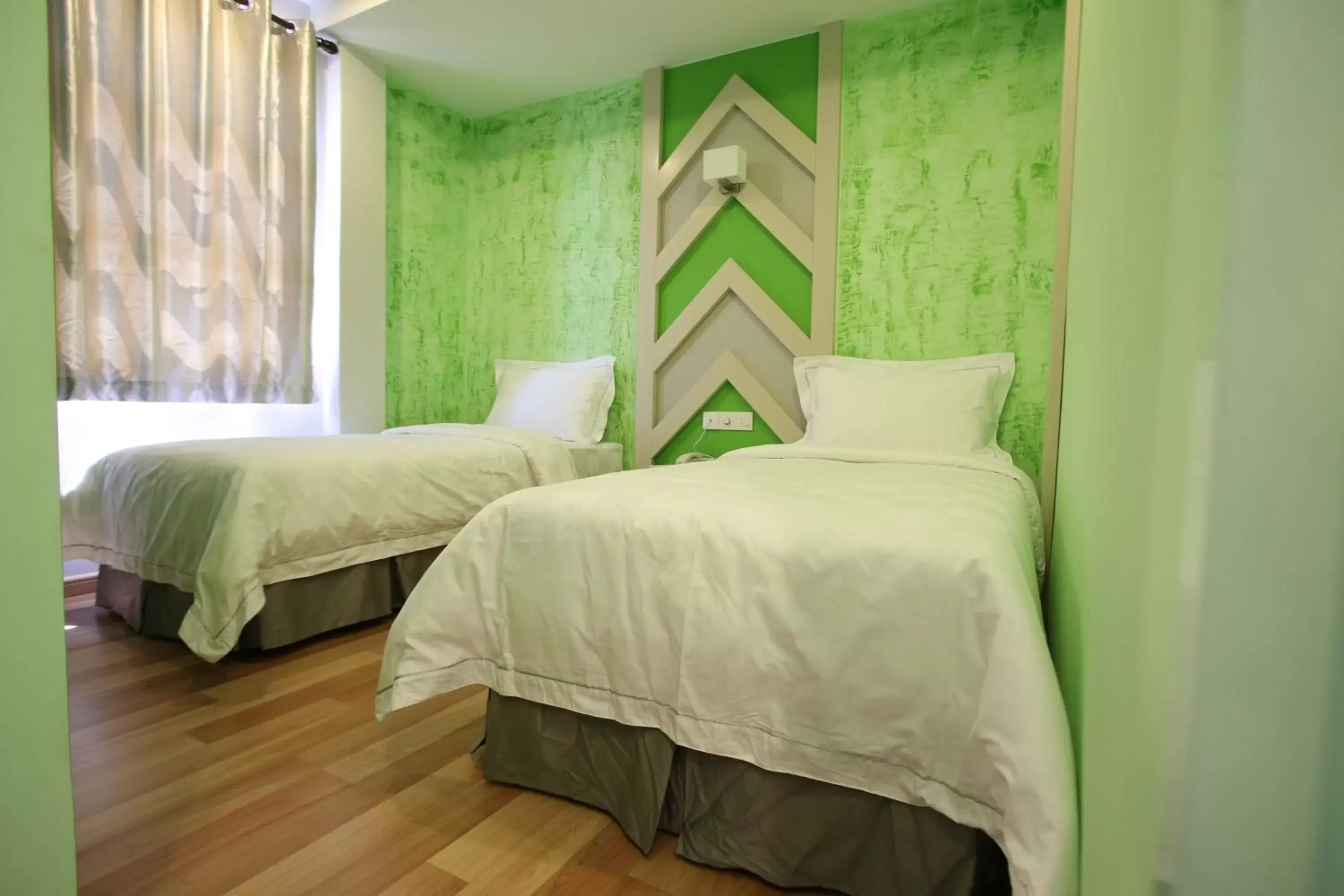 Deluxe Twin Room in Sunshine Inn Plus Deluxe Twin Room in Sunshine Inn Plus