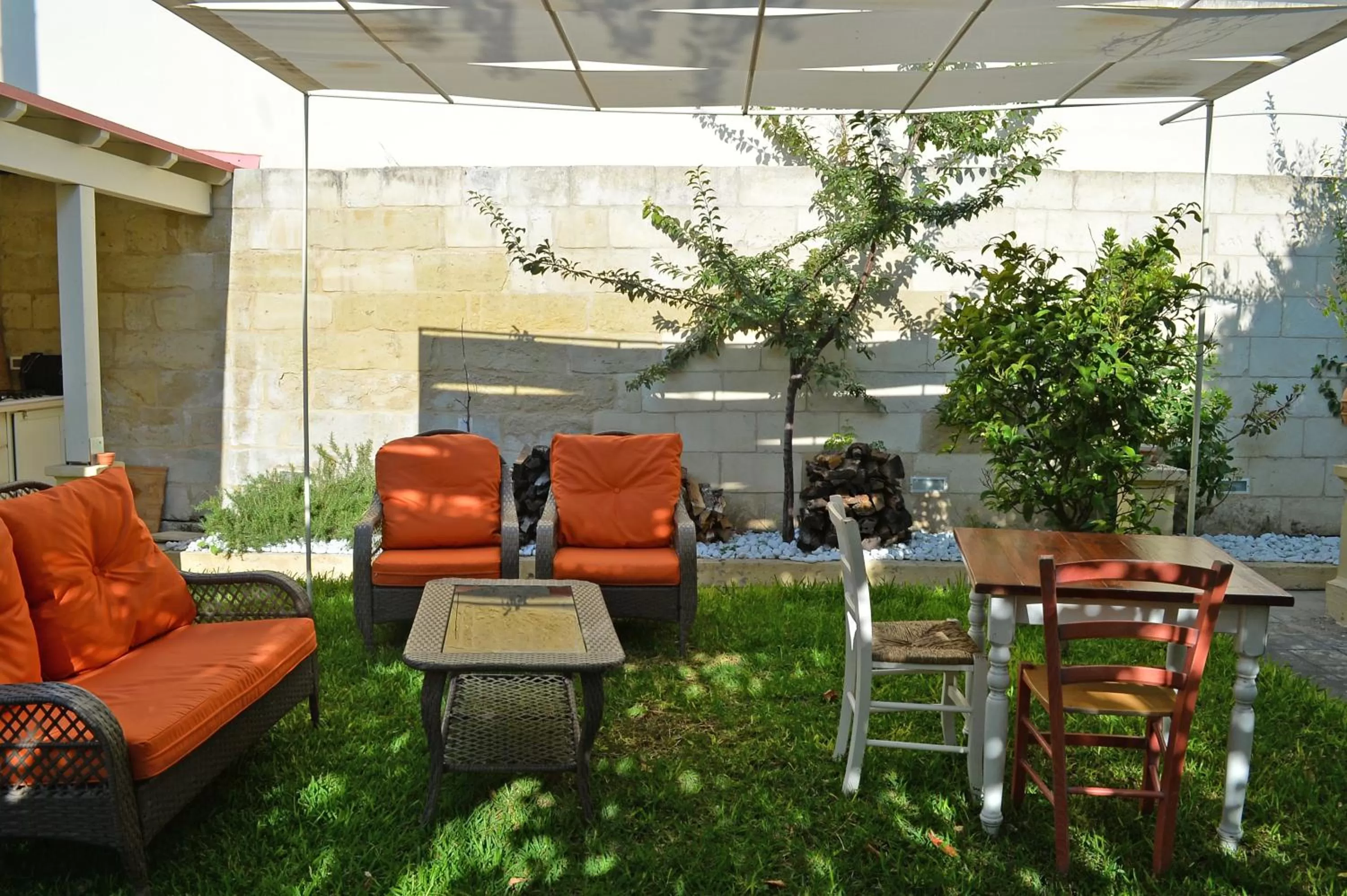 Garden in B&B Gianmarti Suite