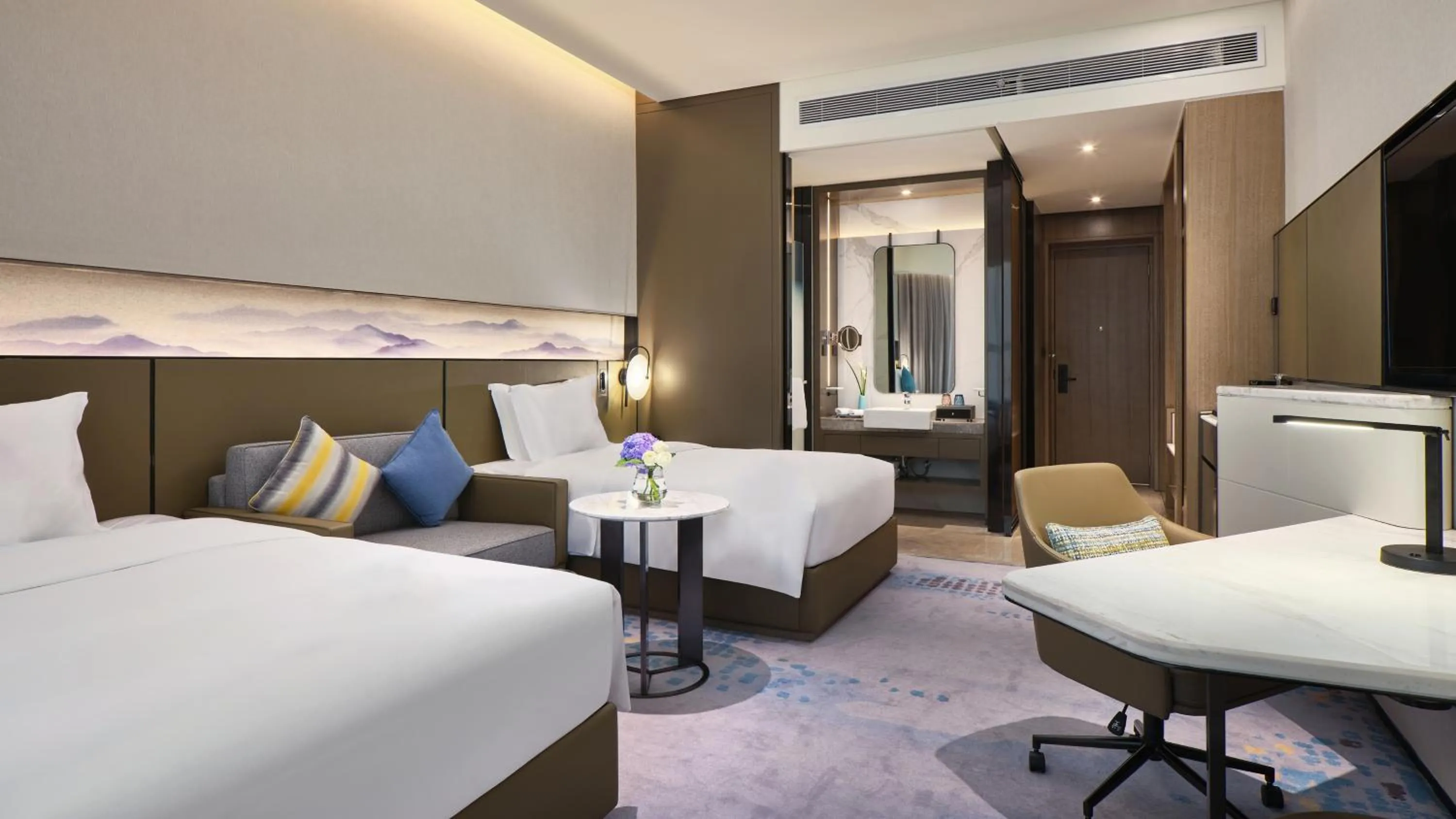 Bed in Crowne Plaza Wuhan Development Zone by IHG
