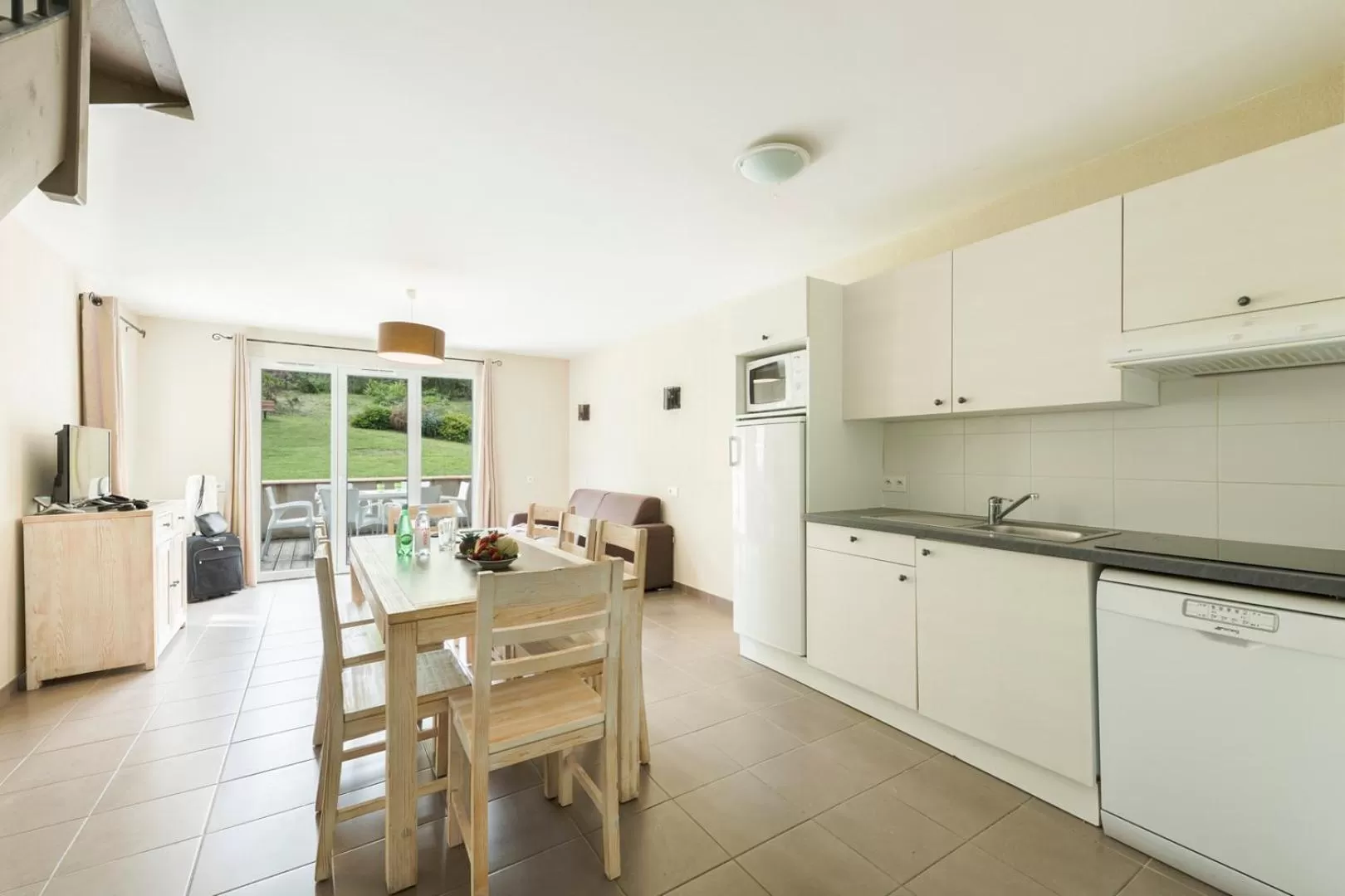 Kitchen or kitchenette in Garden & City Mont-Ventoux Malaucène