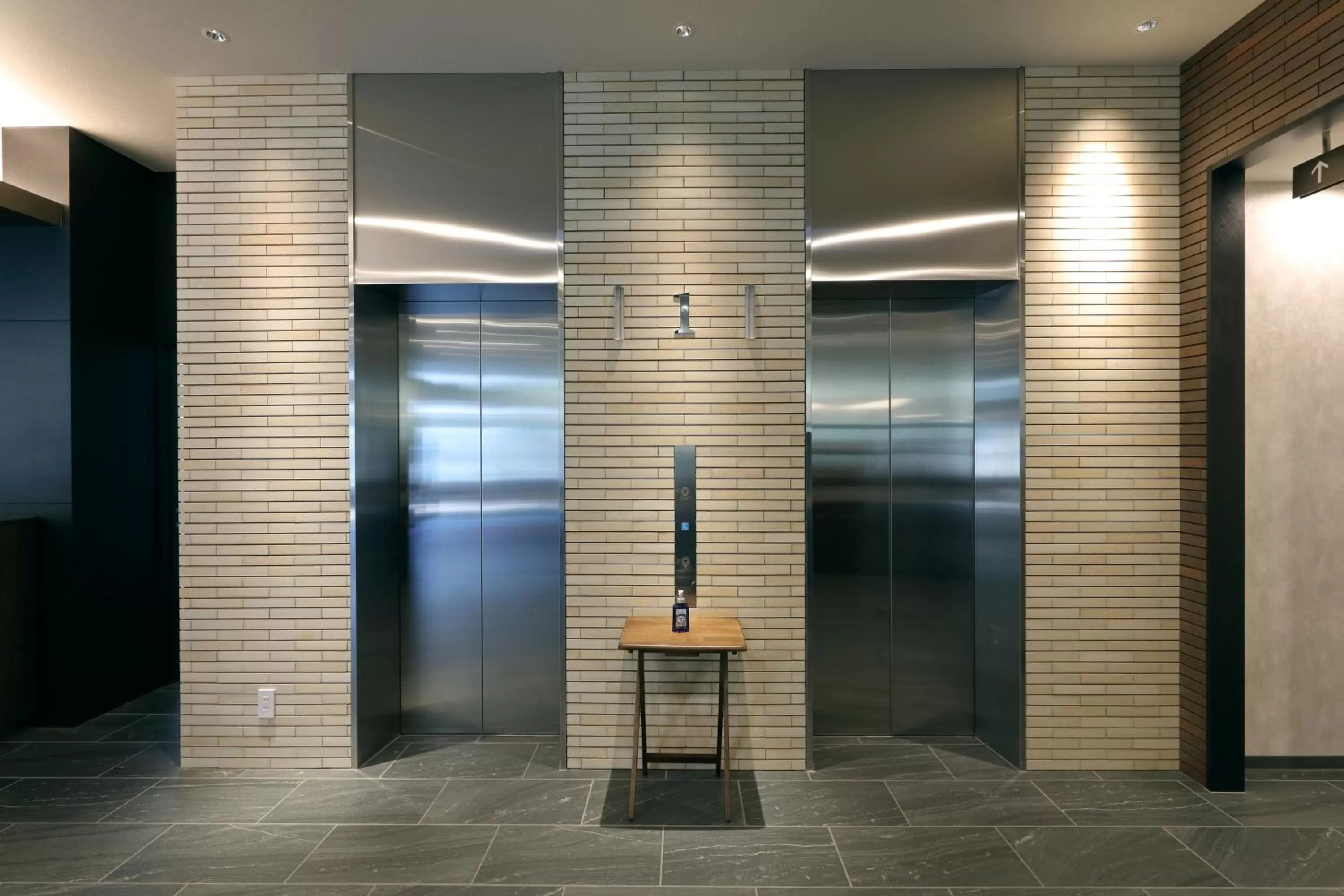 elevator in At Inn Hotel Toyotashi Eki