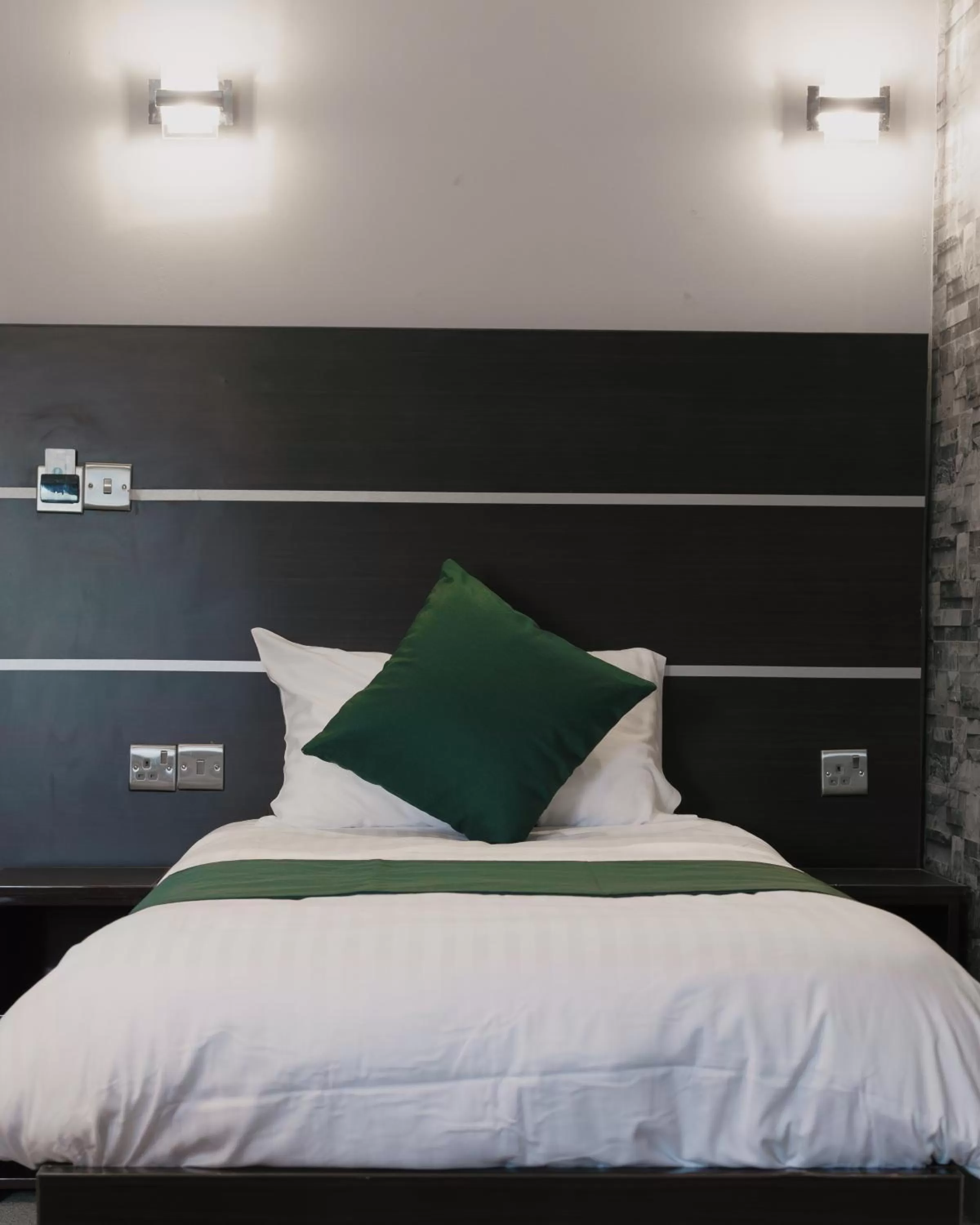 Bed in Best Western Ebbw Vale