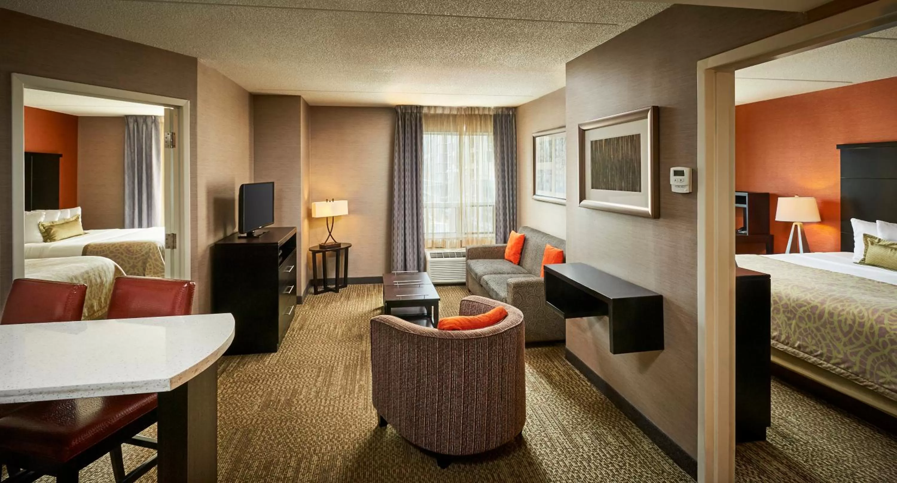 Bedroom, Bed in Staybridge Suites Hamilton - Downtown by IHG