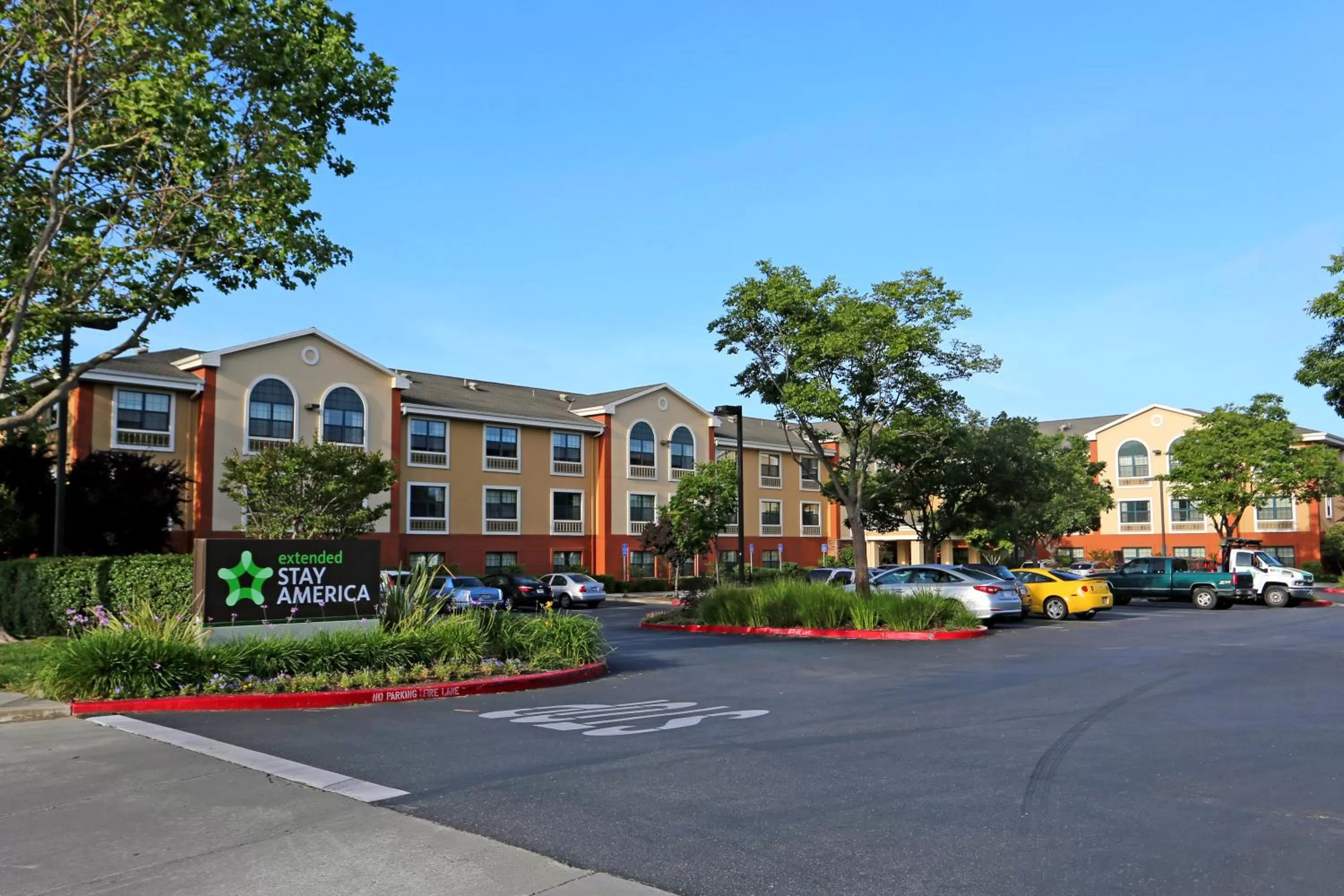 Property building in Extended Stay America Suites - Livermore - Airway Blvd