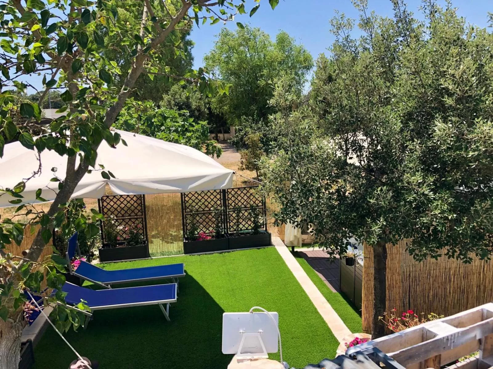 Garden in Trulli Donna Isabella