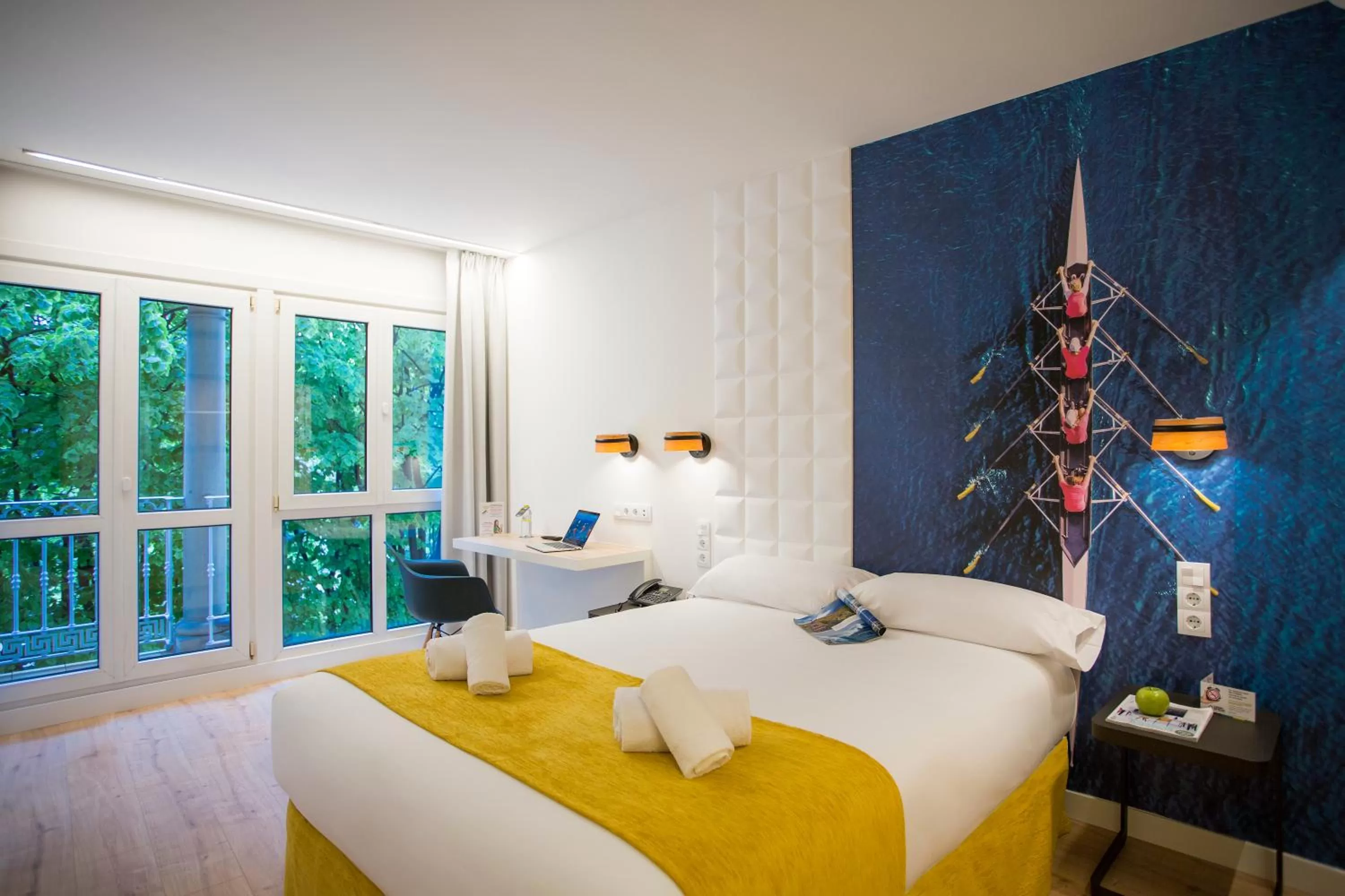 Photo of the whole room, Bed in Casual de las Olas San Sebastián