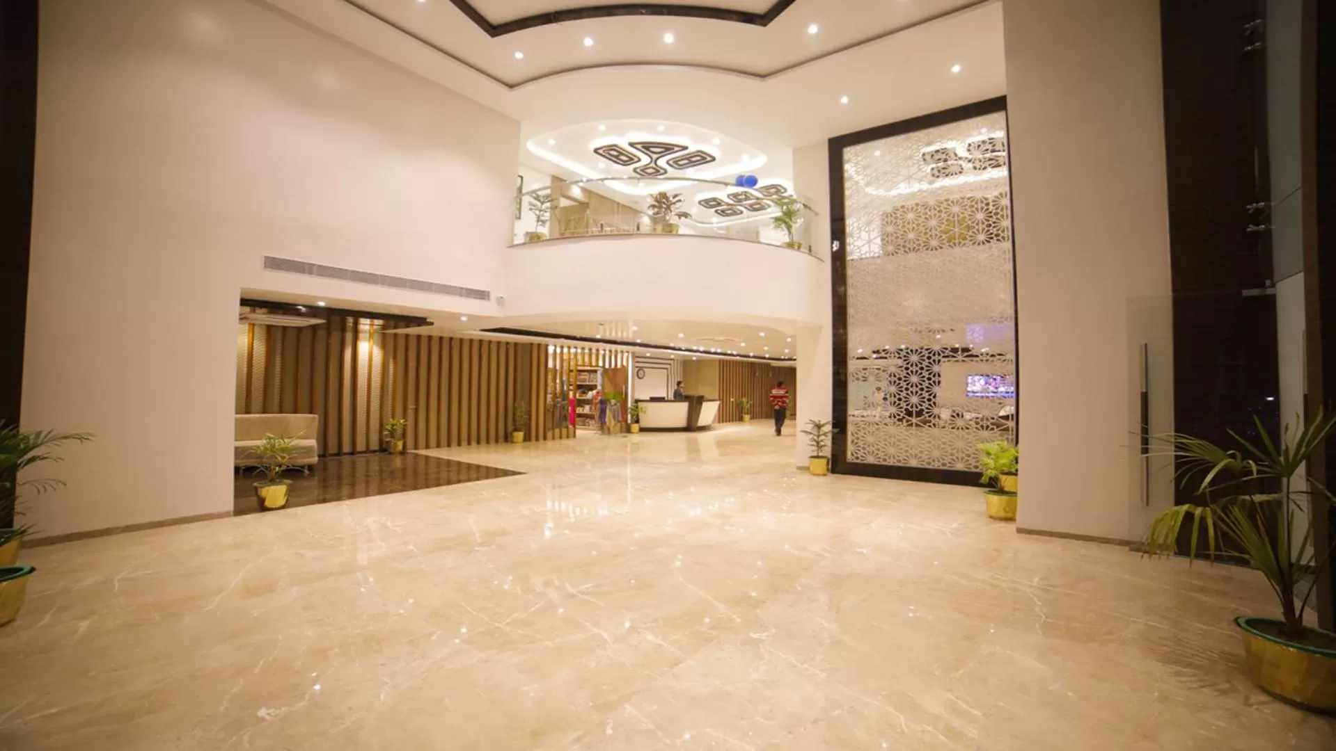 Dhamma Grand Hotel Resort