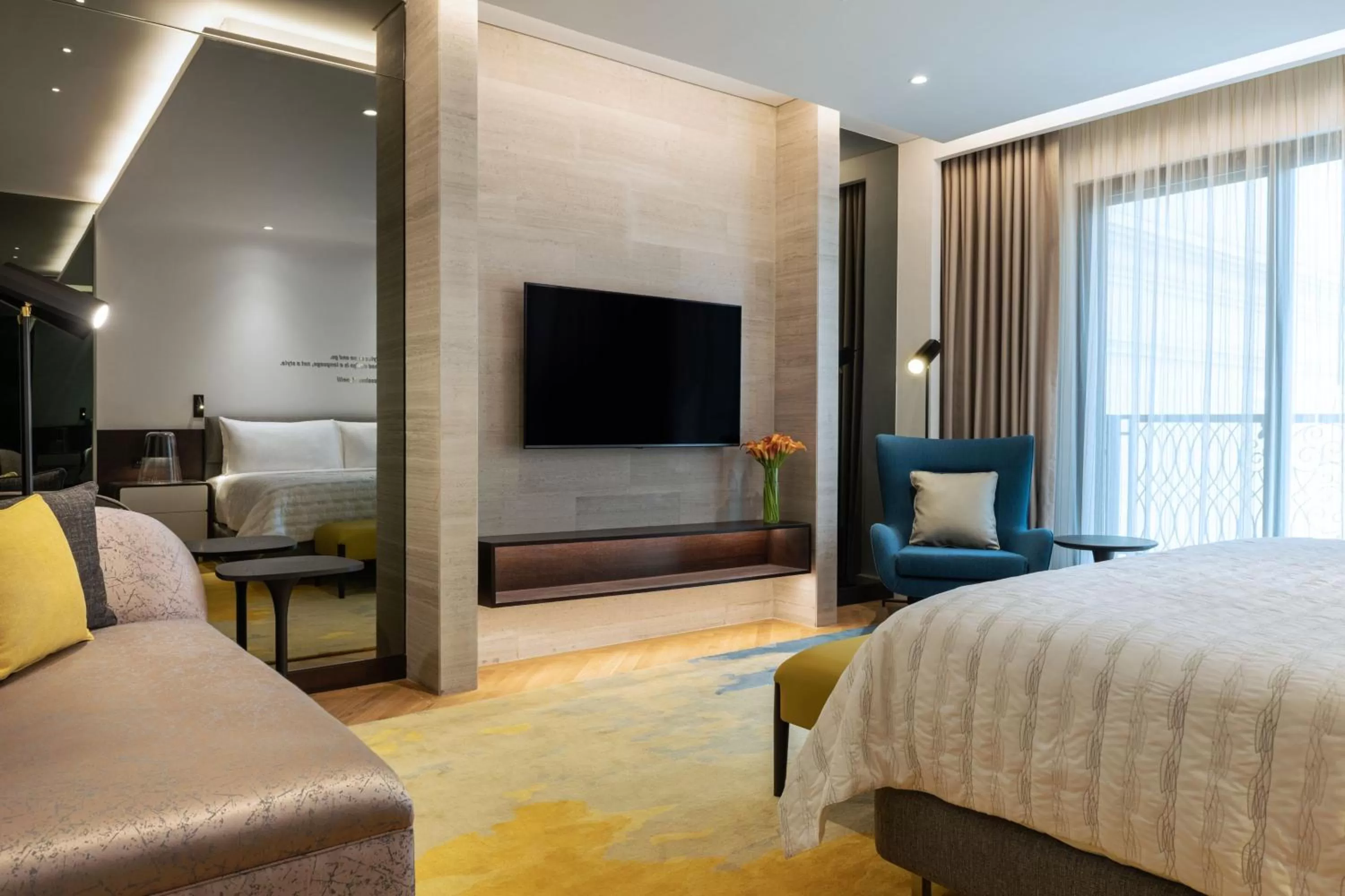 Bedroom, Bed in Le Royal Méridien Place Vendôme Lusail