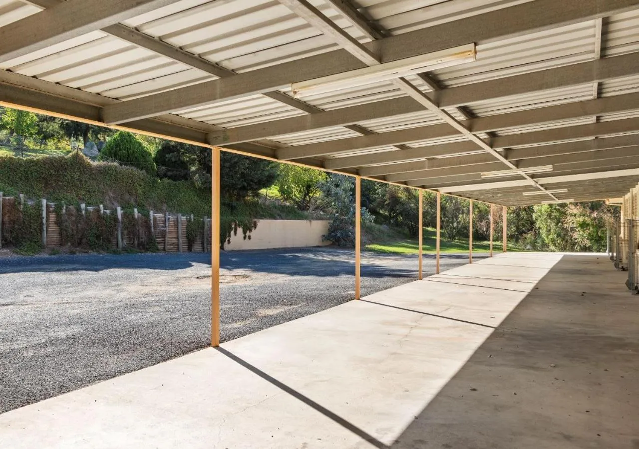 Balcony/Terrace in Econo Lodge Alabaster