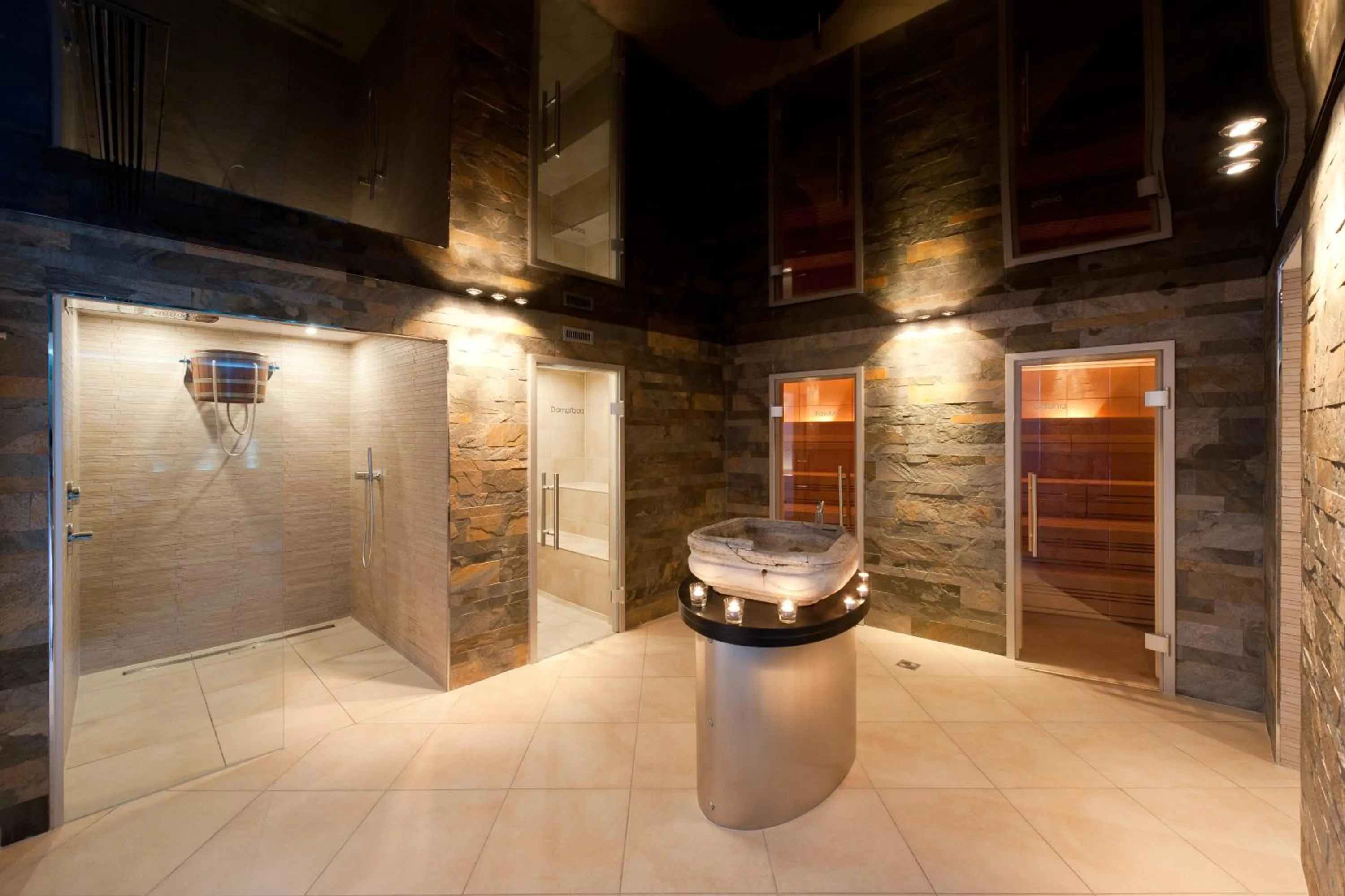 Sauna in Hotel Hemizeus & Iremia Spa