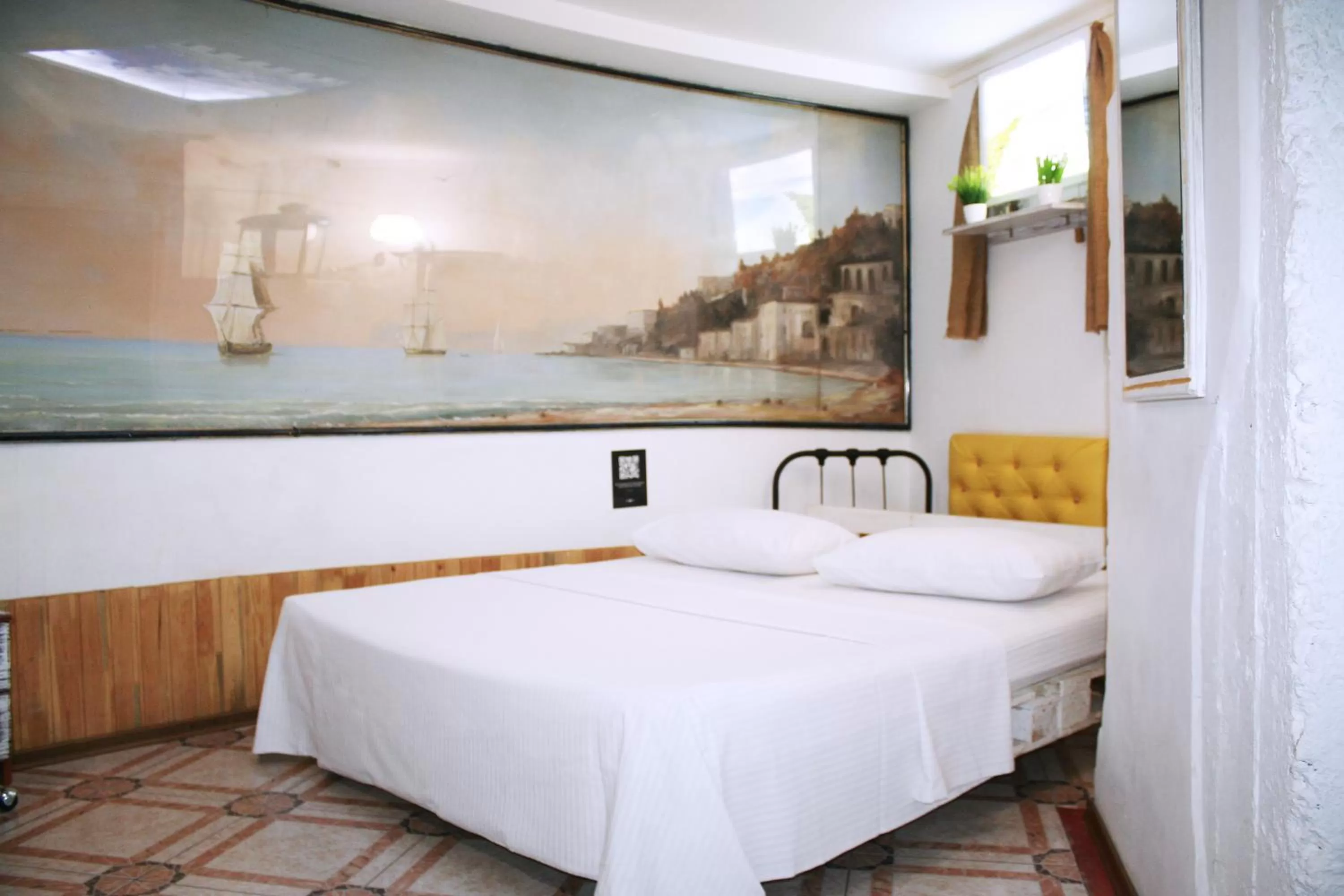 Bed in MAMBA HOTEL - готель в укритті