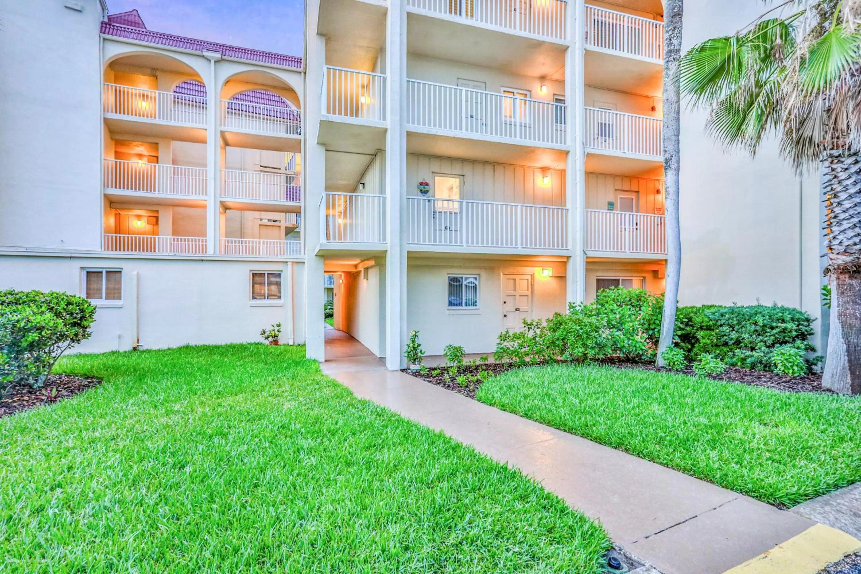 Property Building in Spanish Trace - 235